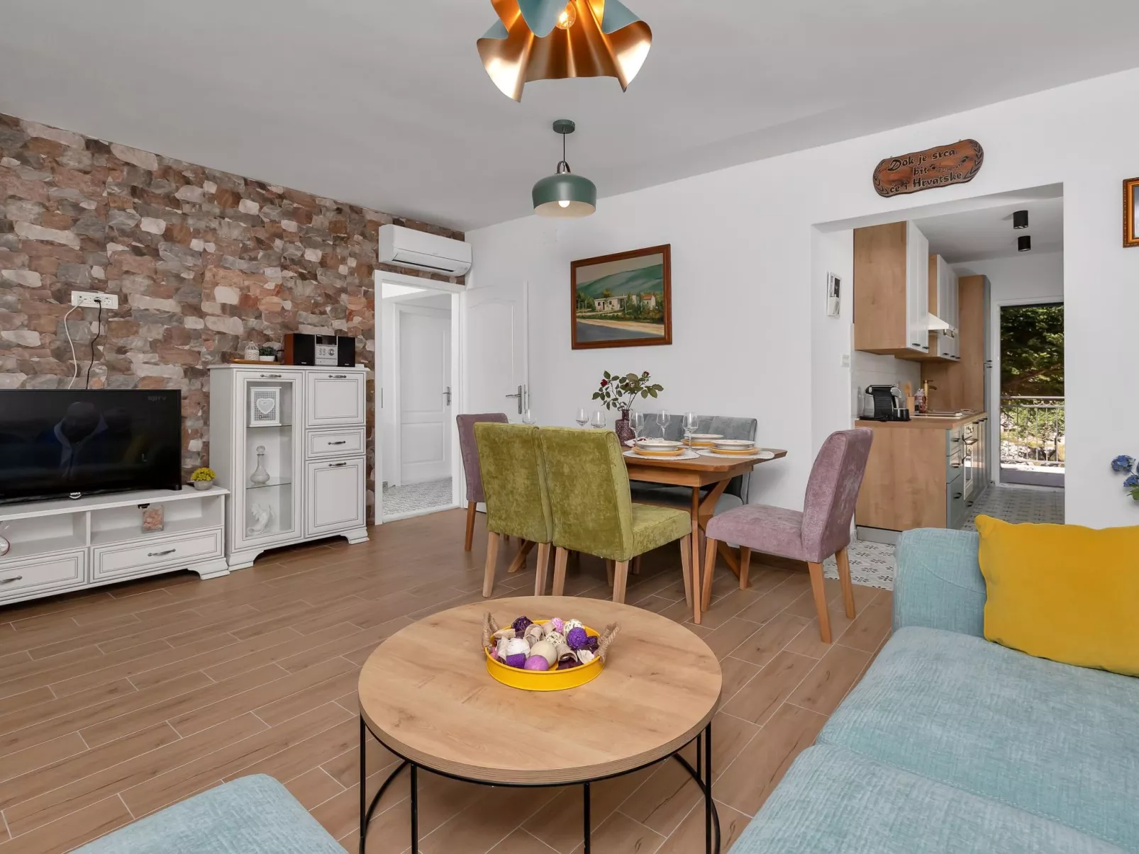 In Rašćane mit Beheiztem Pool-Inside