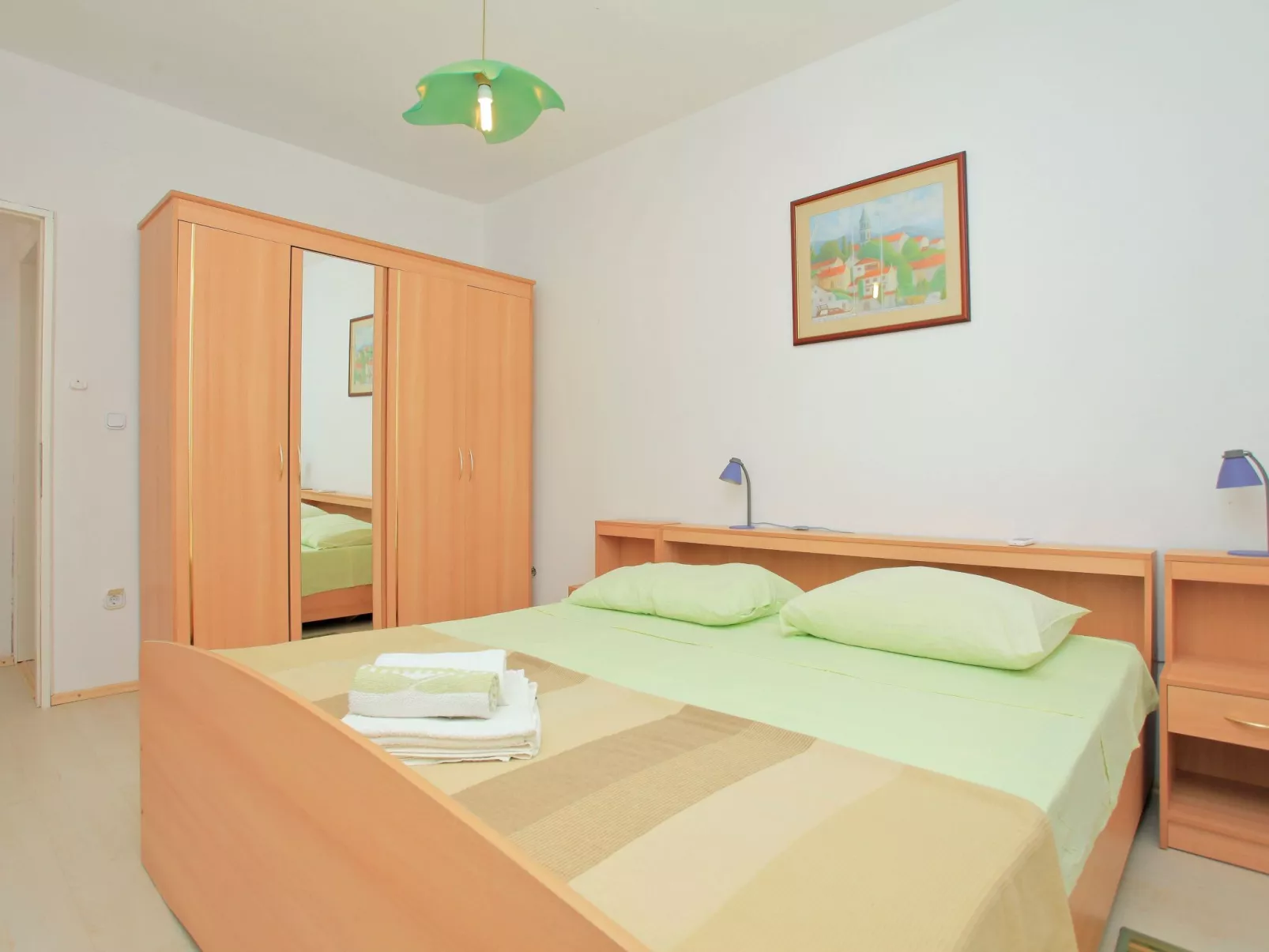 Ferienapartment für sechs Personen-Drinnen