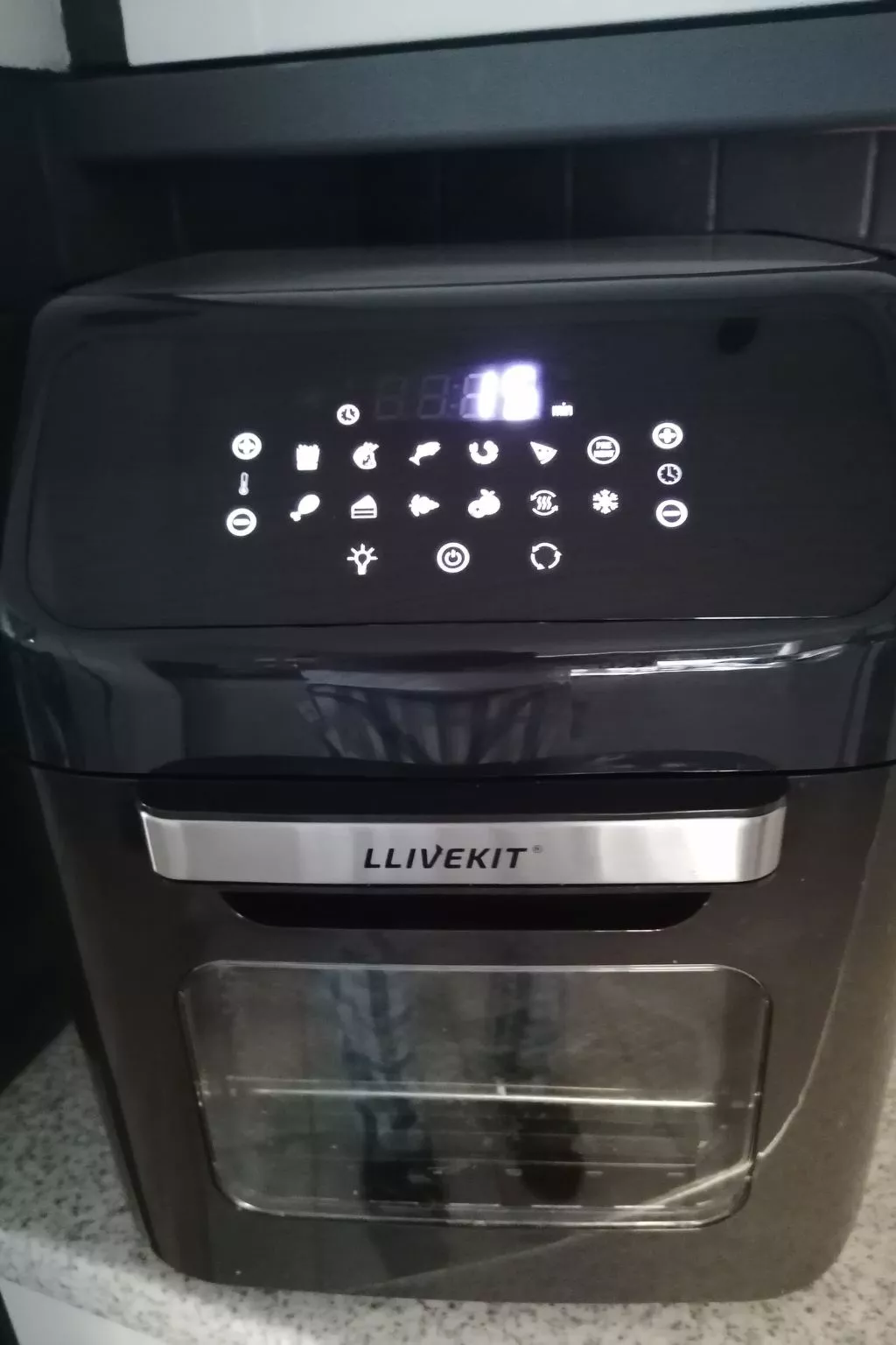 "Stewart" mit Blick auf das Wasser-Image-tags.info