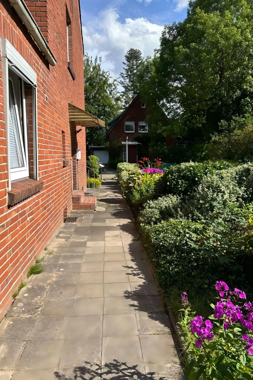 Ap. NeuenHOUSE I-Outside