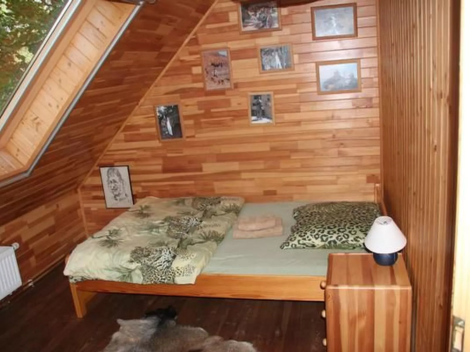 Ferienvilla mit Blick auf das Wasser-Dedans