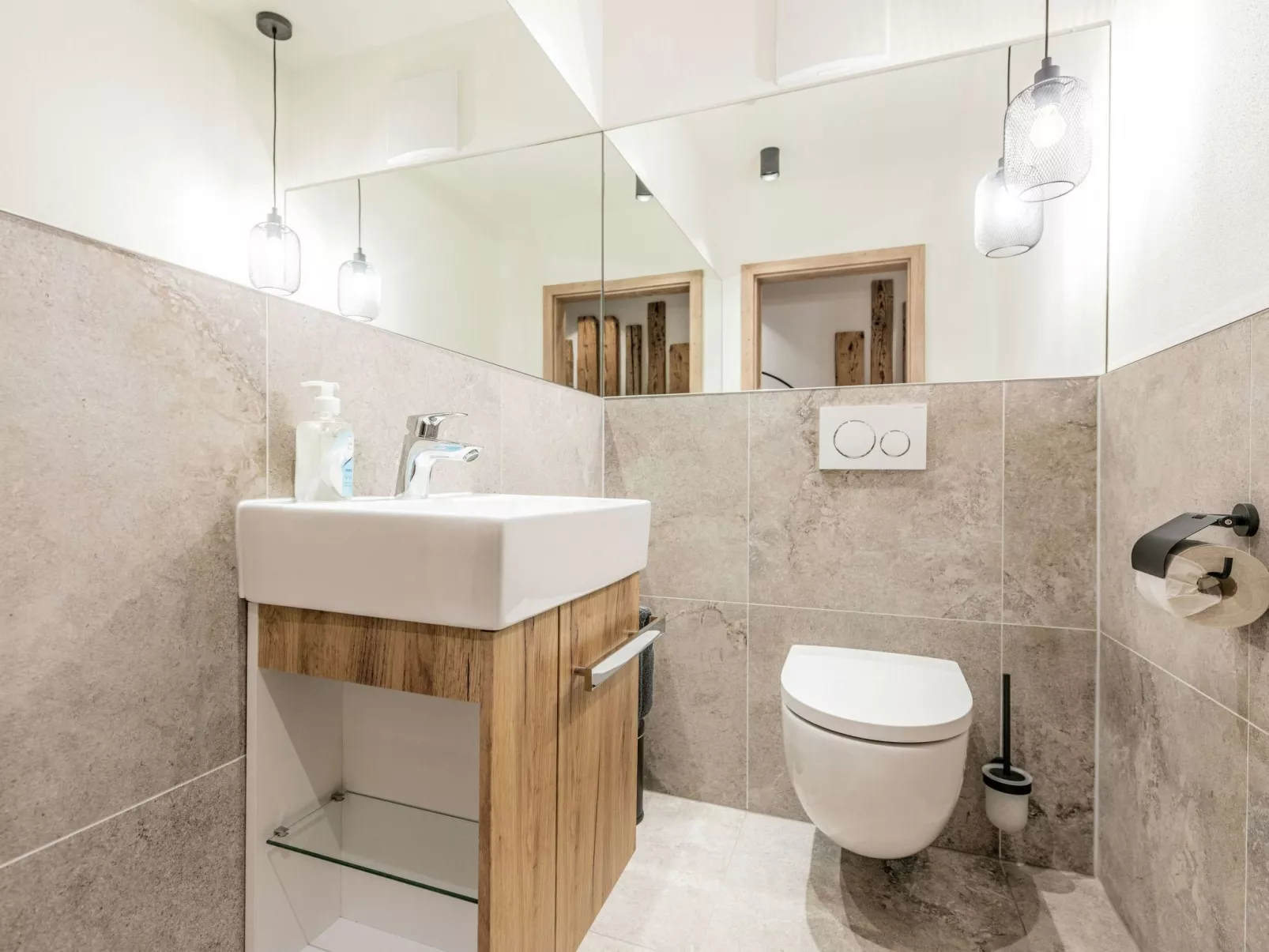 Luxus-Wellness Appartment im Edlgütl-Drinnen