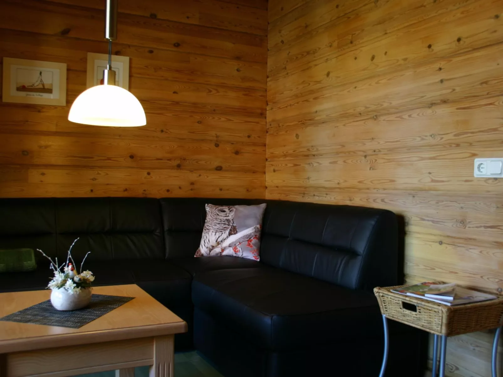 Gemütliches Blockhaus in Waldrandlage mit Sauna-Drinnen