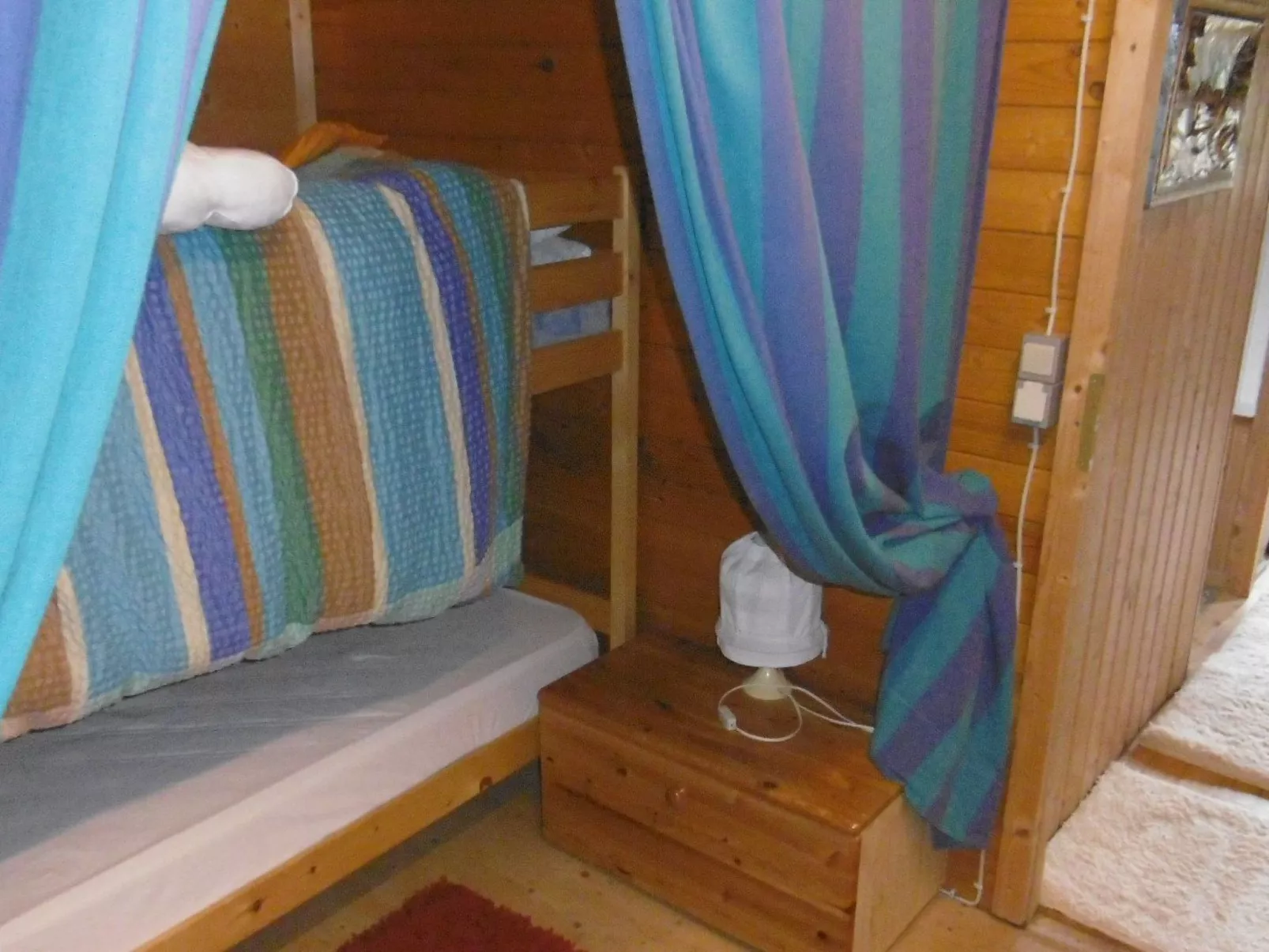 Blockhaus für fünf Personen-Drinnen