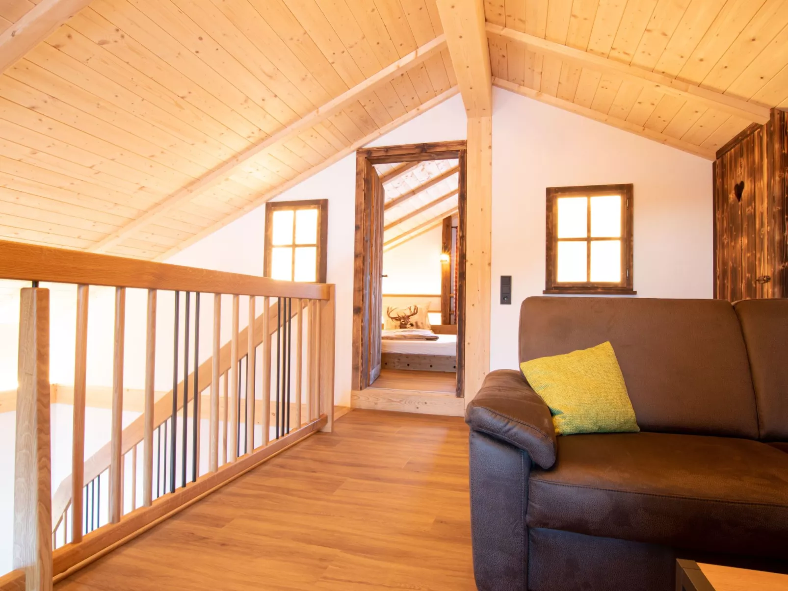 Alpen Chalet-Drinnen