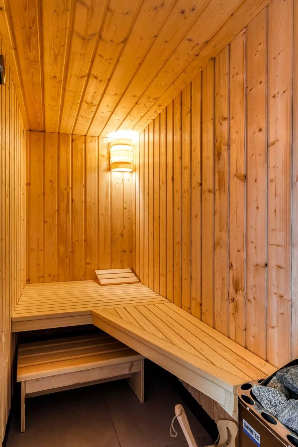 Reetdachhaus inmitten von Wiesen und Feldern-Dedans