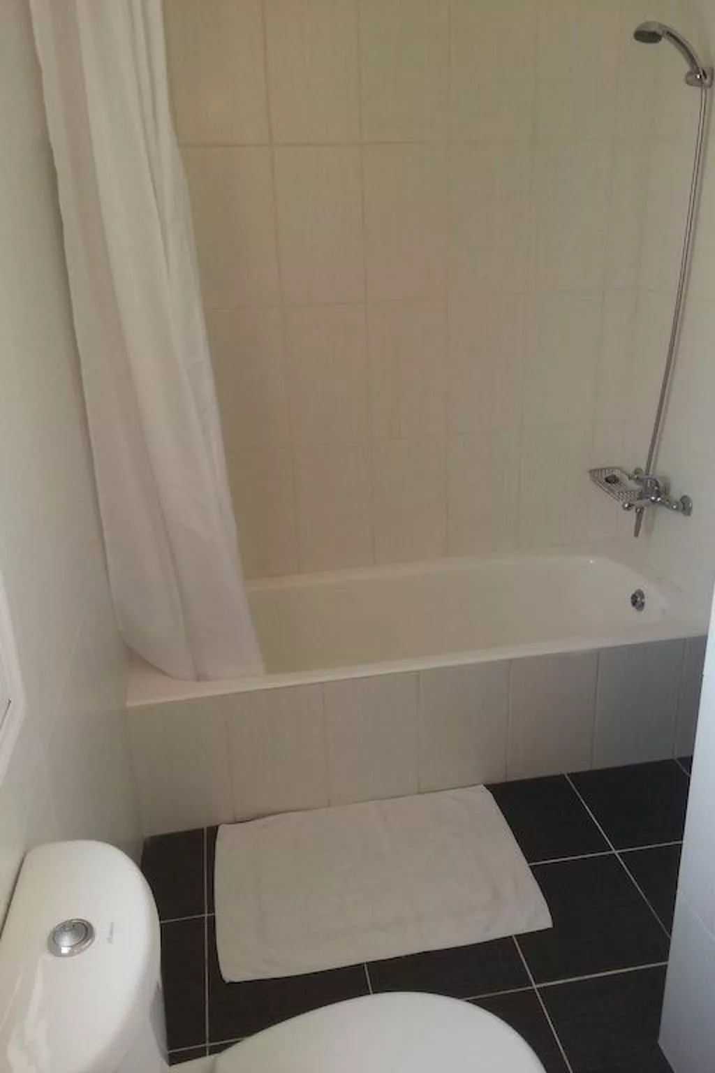 Modernes Ferienhaus mit Pool in Tremithousa-Image-tags.info