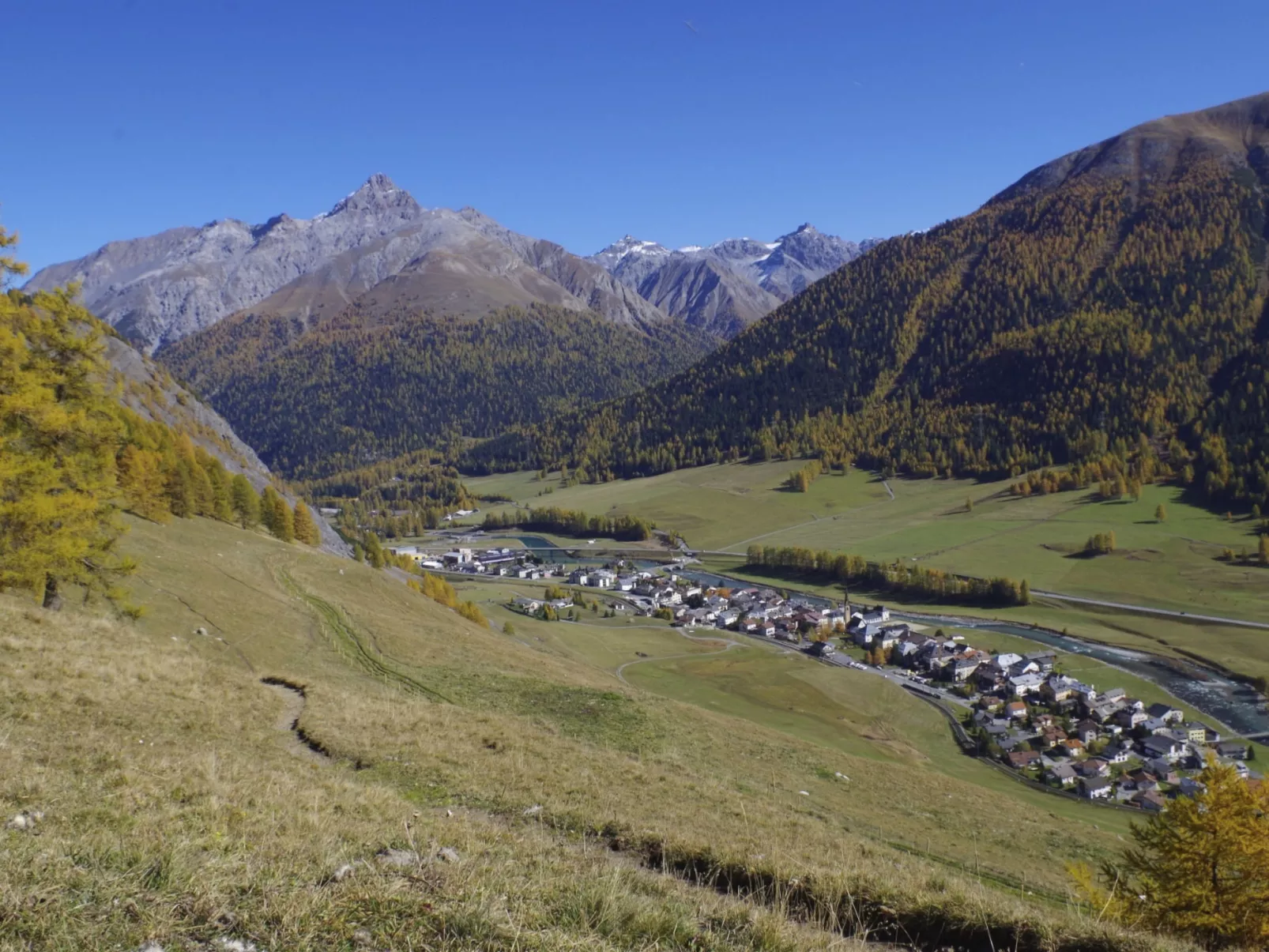 Chesa Pradels-Outside