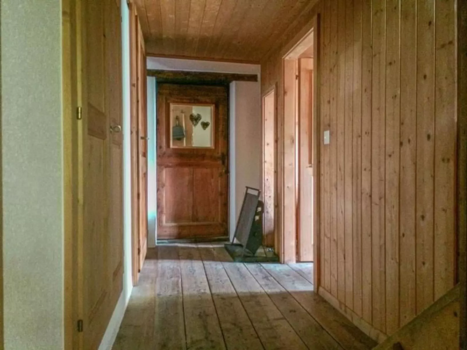 Maiensäss 5.5 Zi. freistehend und romantisch-Drinnen