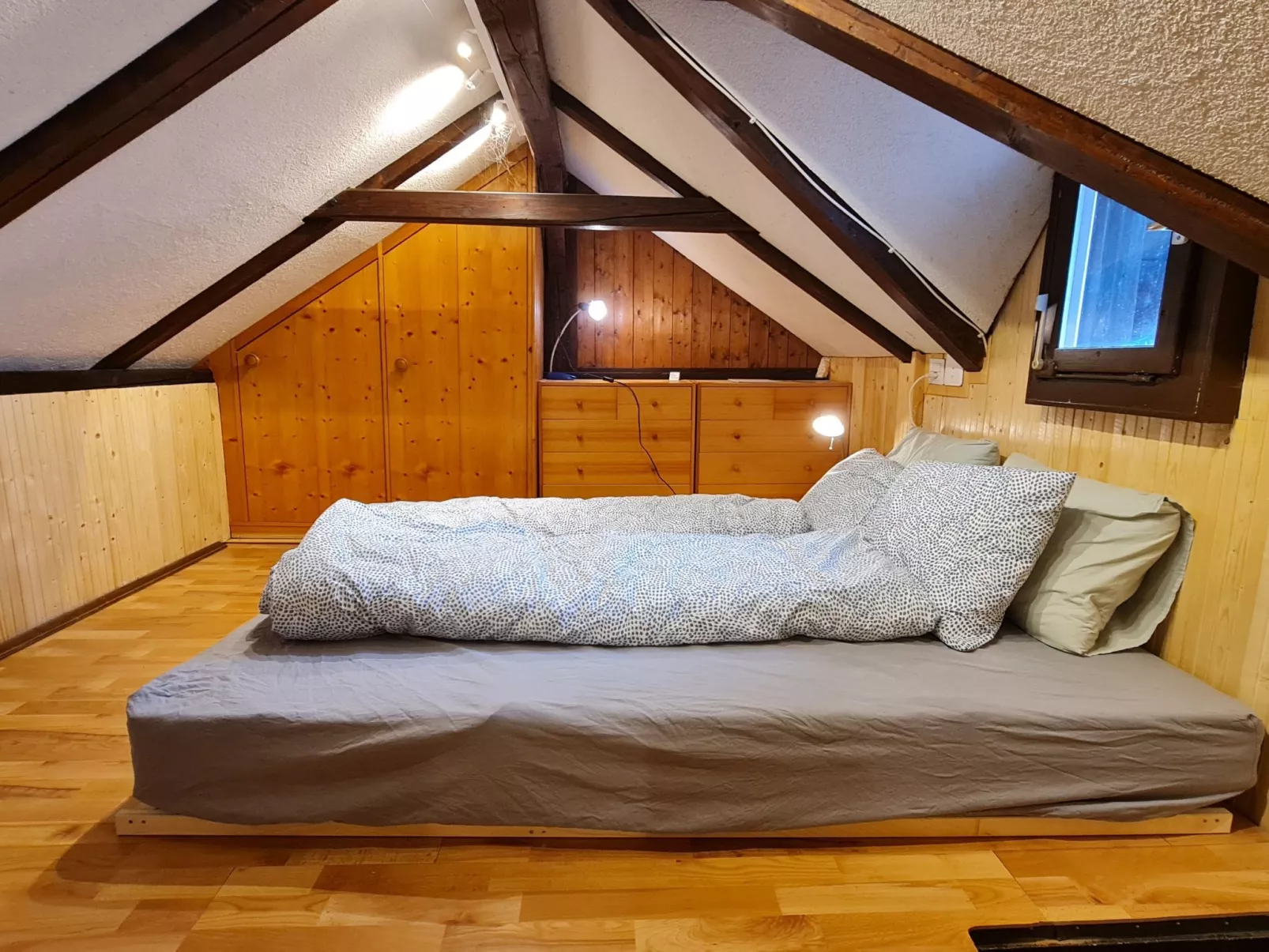 Bienenhaus Speicher-Dedans