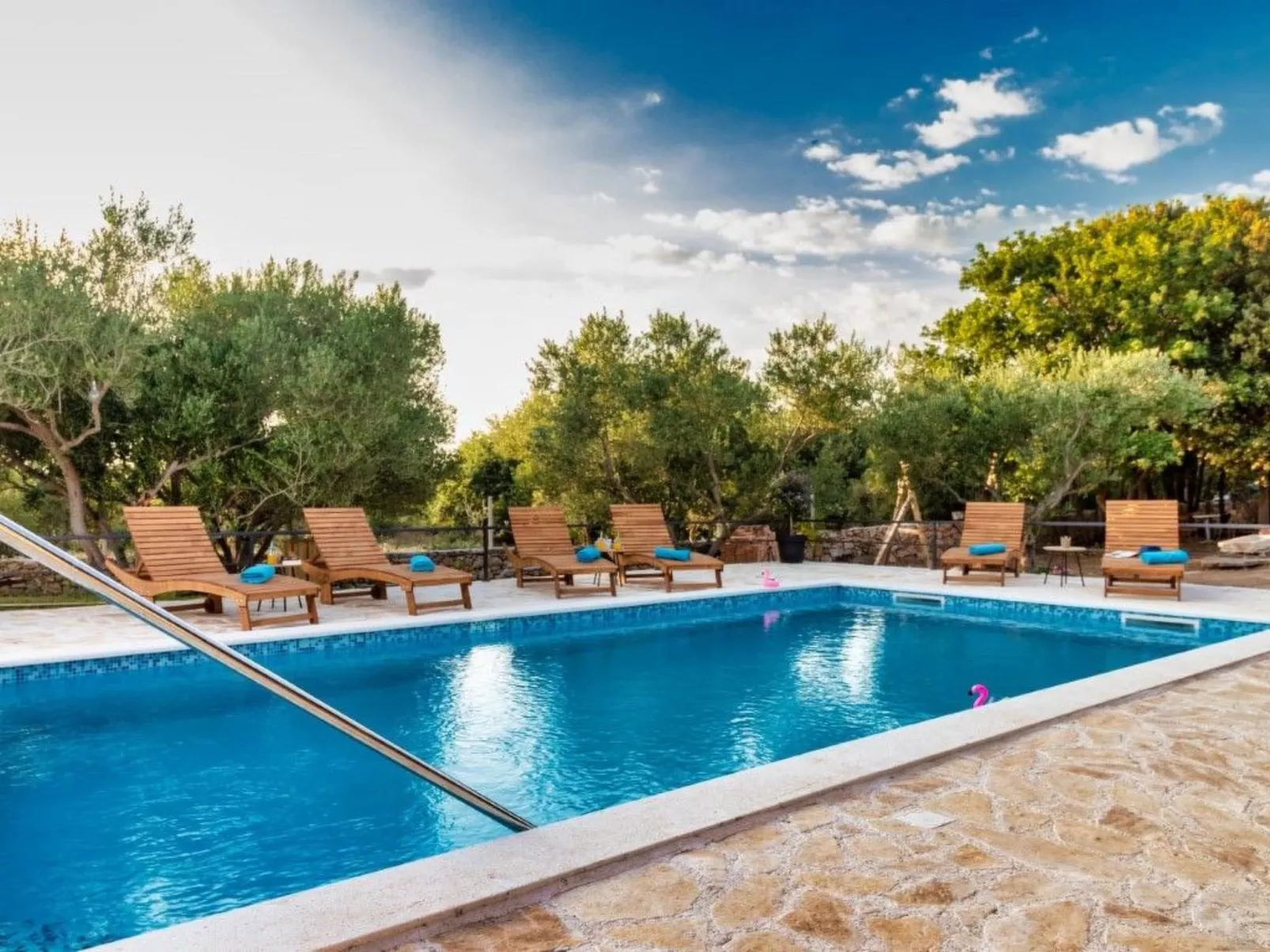 Villa Bacak-Draußen