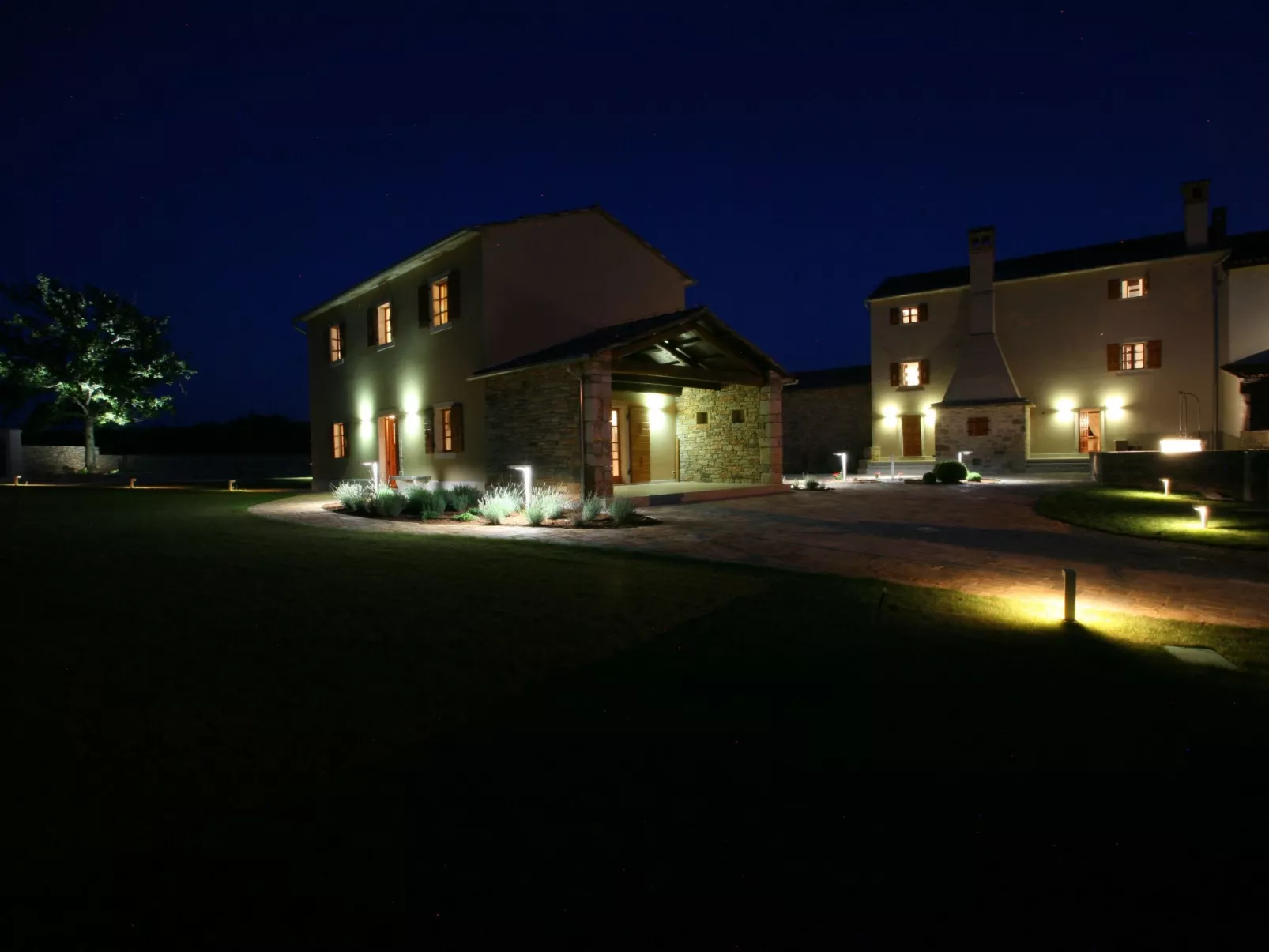 Villa Poropati, Groznjan, Istrien-Luxus Landgut mit 7 Schlafzimmern für bis zu-Draußen