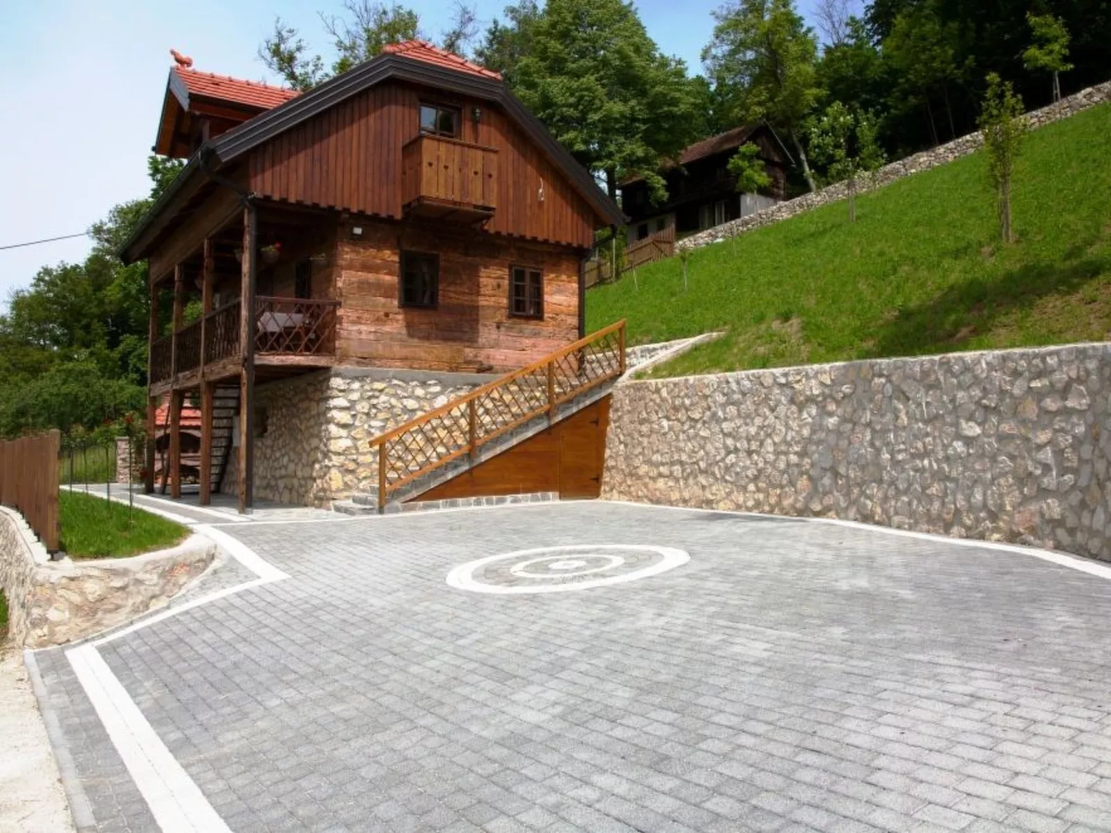 Für 4 Personen und 1 Kind in Tuhelj, Nordkroatien-Outside