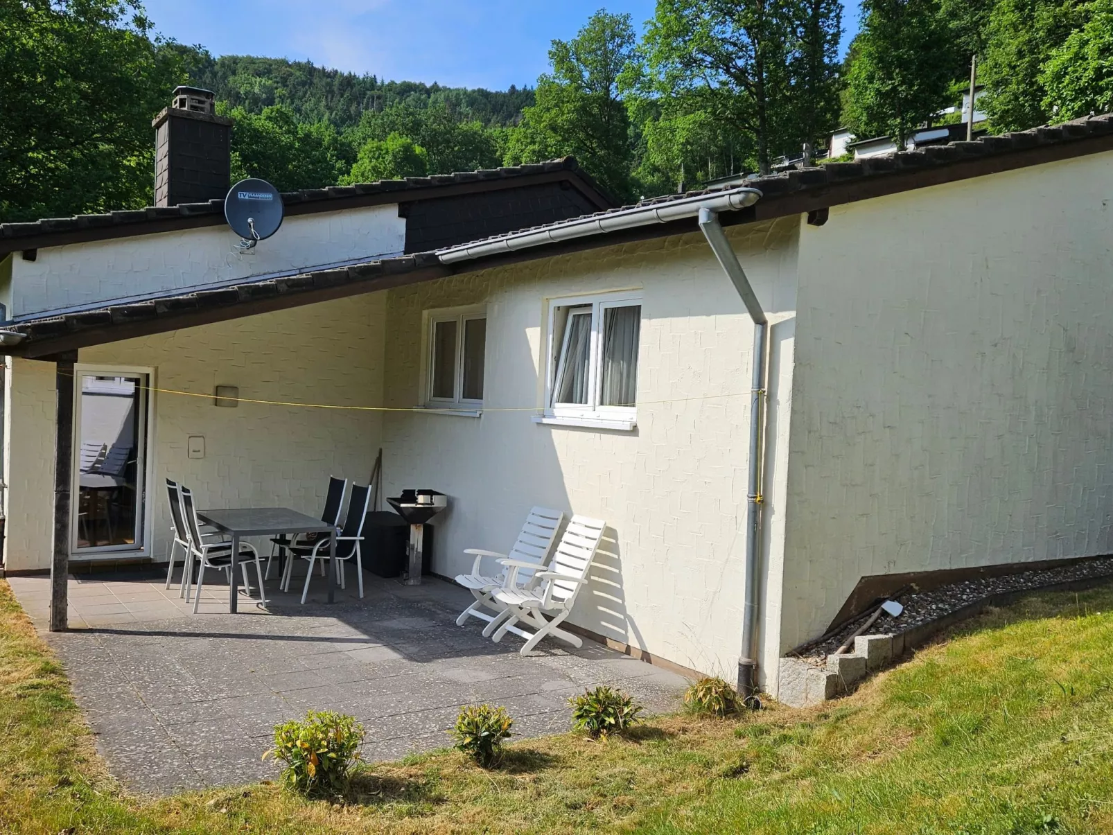 Mit Garten im Naturpark Südeifel-Dehors