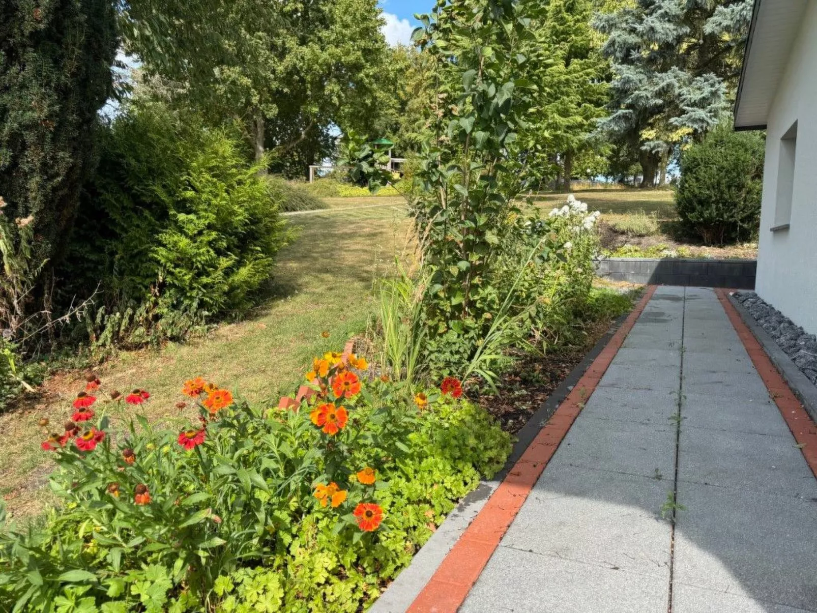 Feriendorf E44-Draußen