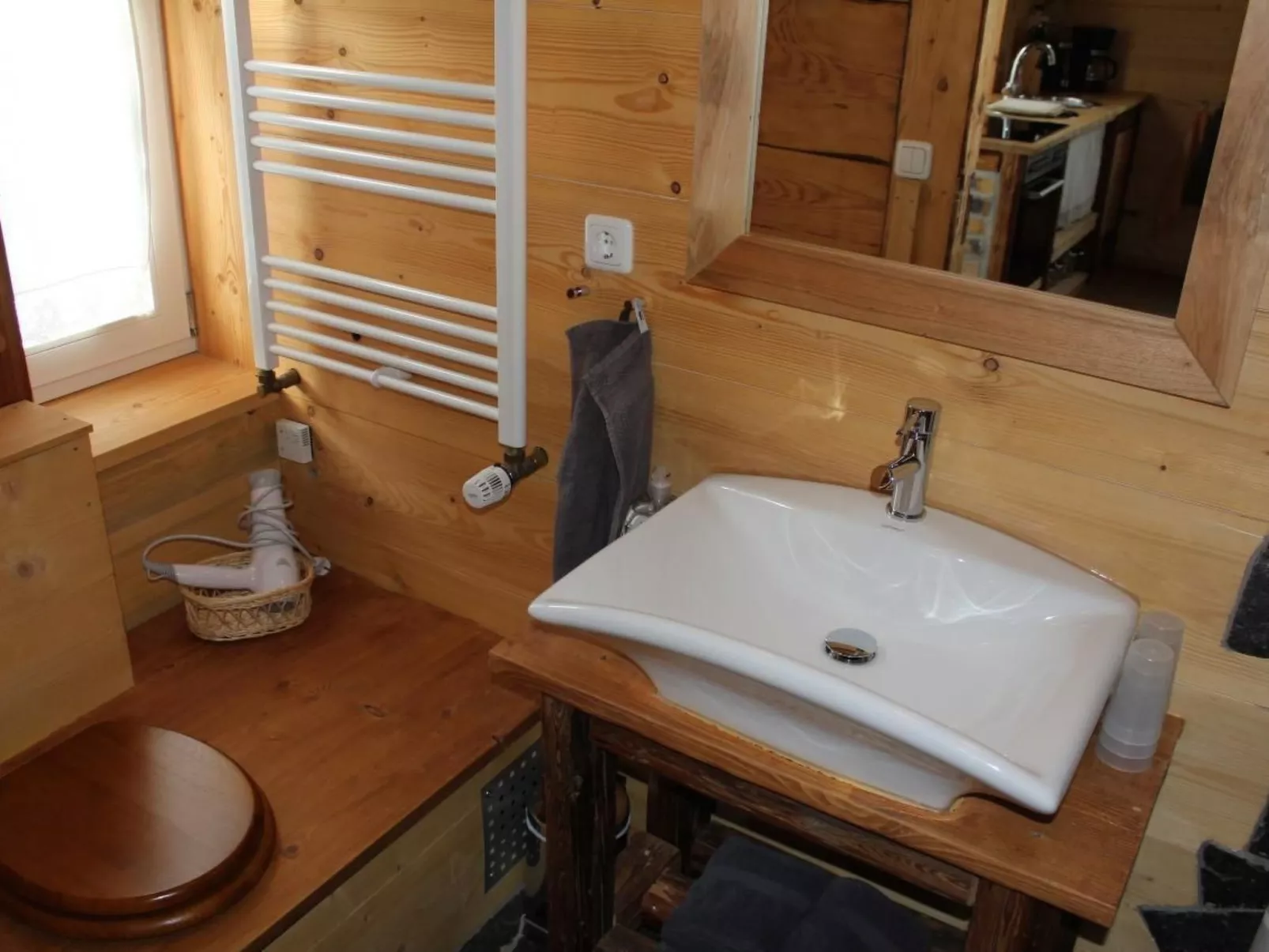 FH Anno Dazumal wie zu Oma's Zeiten-Drinnen