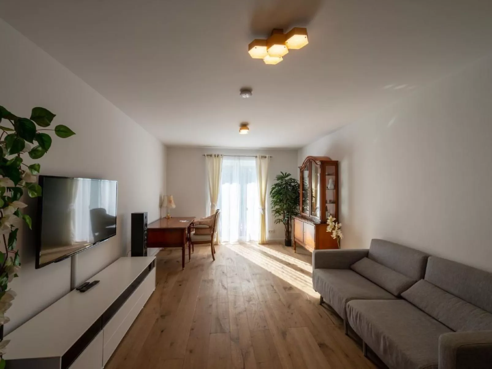 Residenz Zugspitzblick mit 6 Schlafzimmern-Drinnen