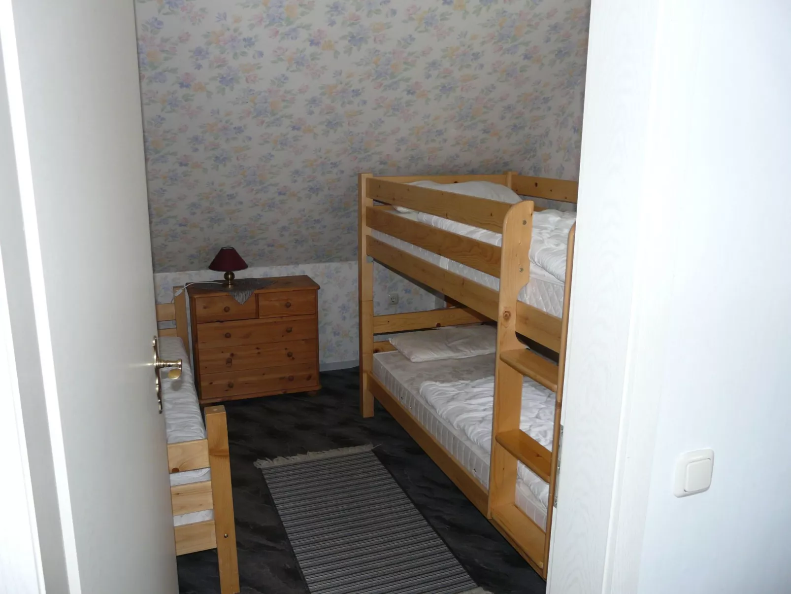 Für 16 Personen mit Terrasse-Drinnen