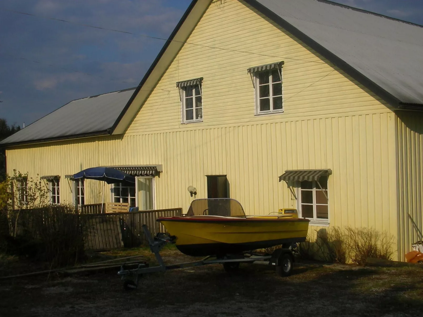 Geräumiges Ferienhaus für Konsum-Aussteiger-Draußen