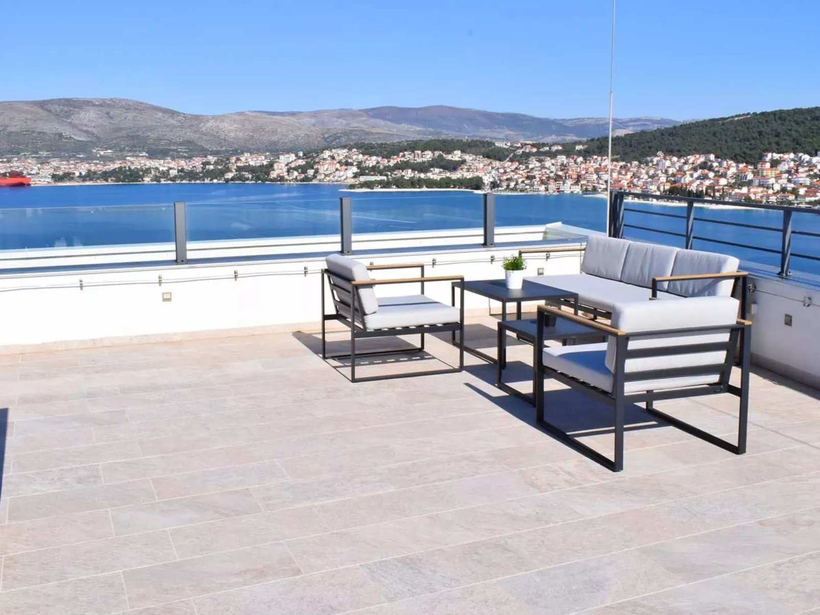 Wohnung Anniken-Draußen