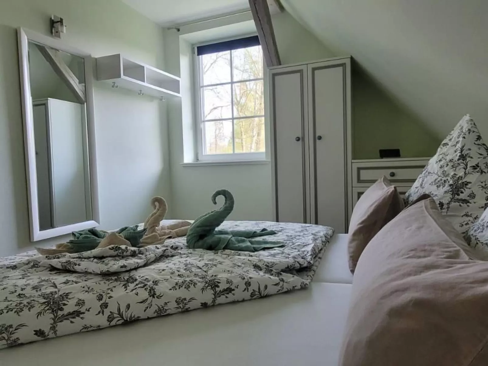 Zochiserlebnishof-Inside