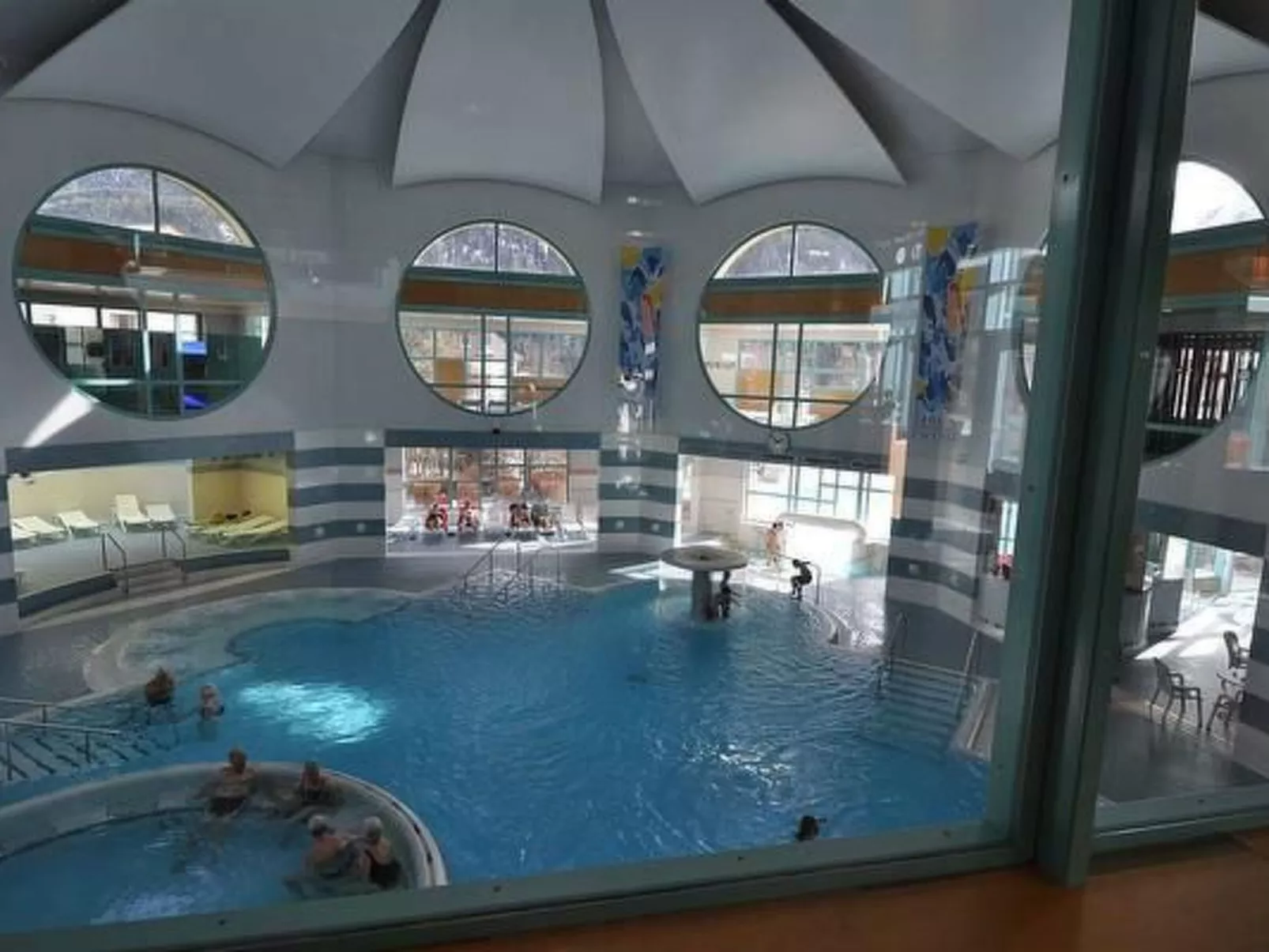 Alte typische Engadinermühle-Drinnen