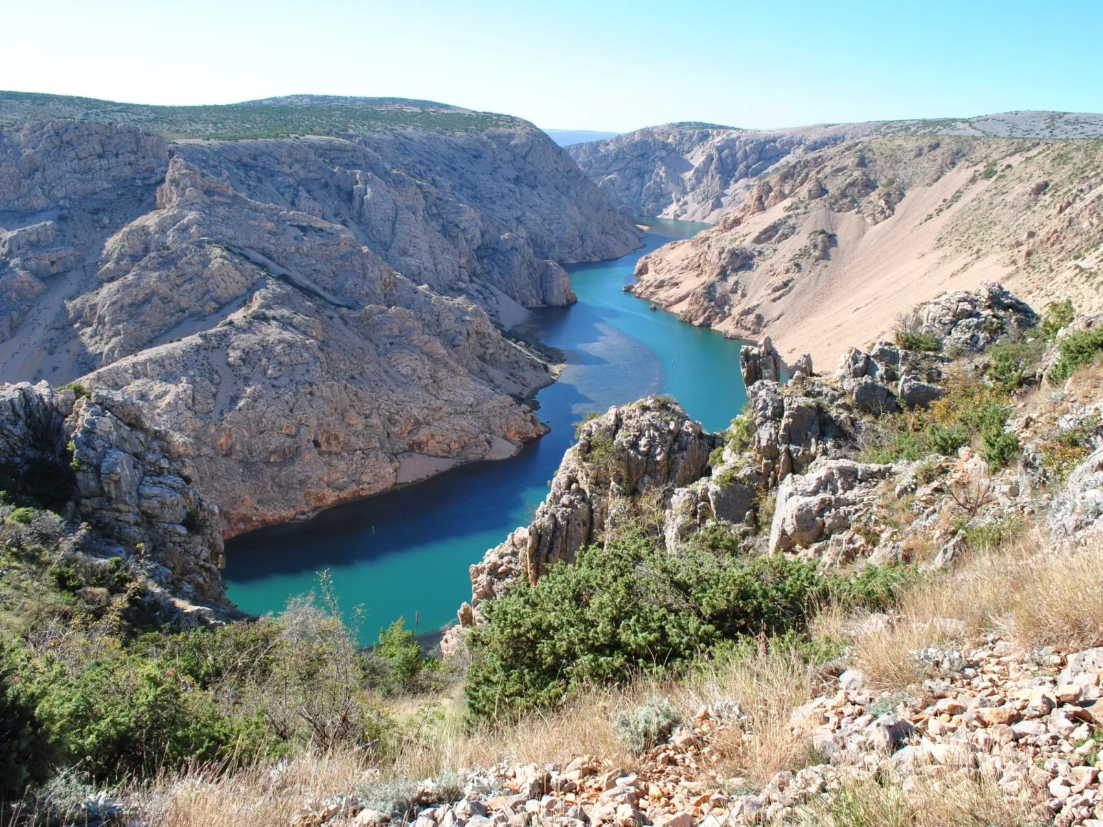 Apartment Cinthija mit Balkon direkt am Strand-Image-tags.info