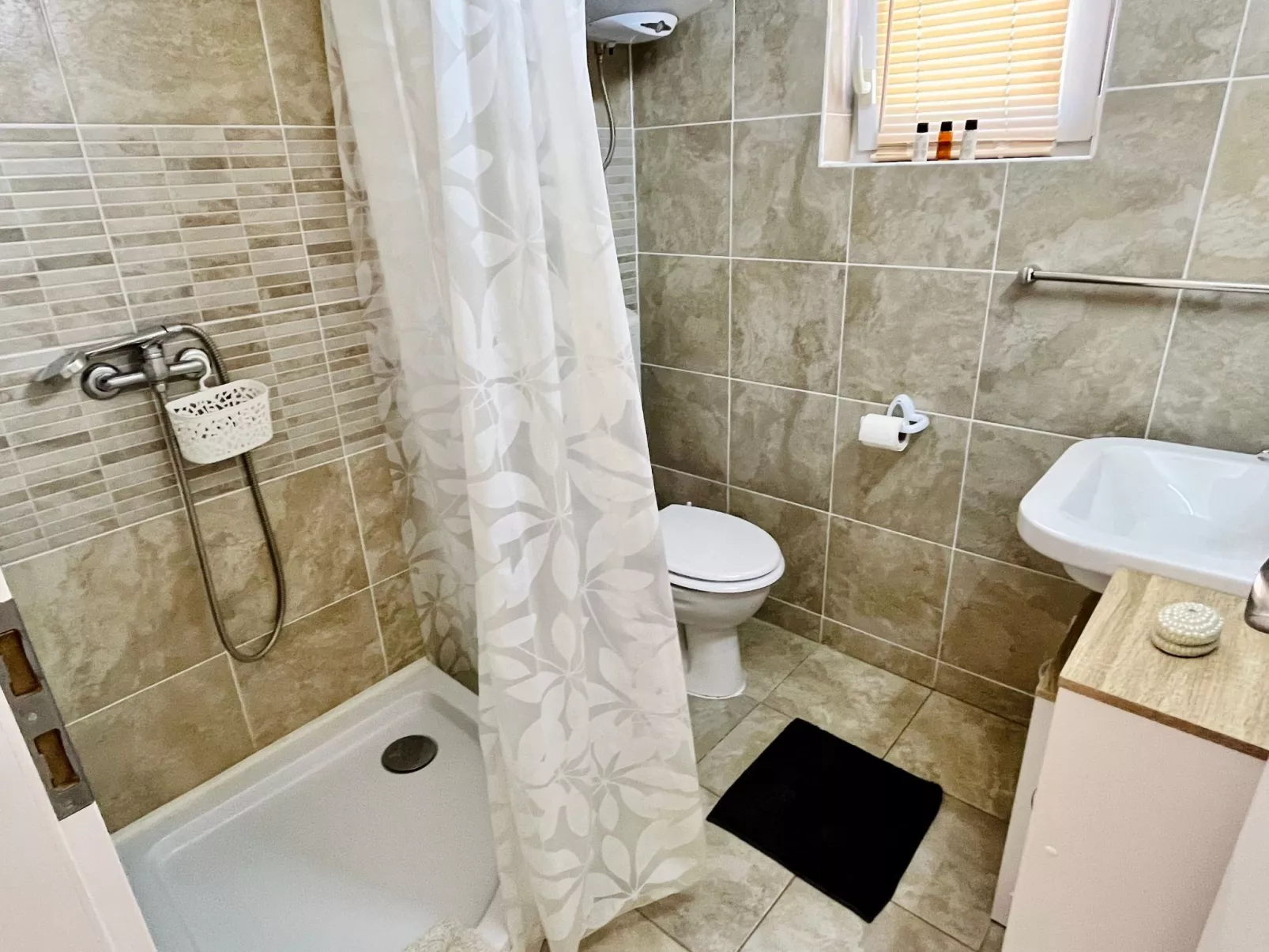 Neugebaute Wohnung im Erdgeschoss-Inside