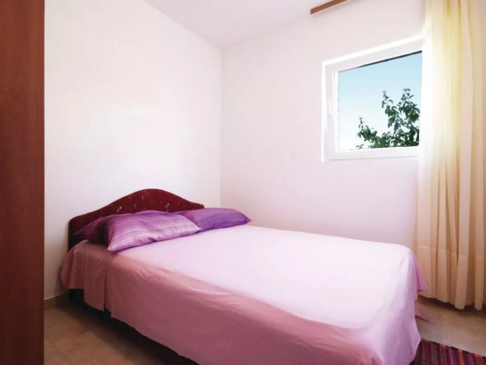 Geräumige Ferienvilla mit Pool und Meerblick-Inside