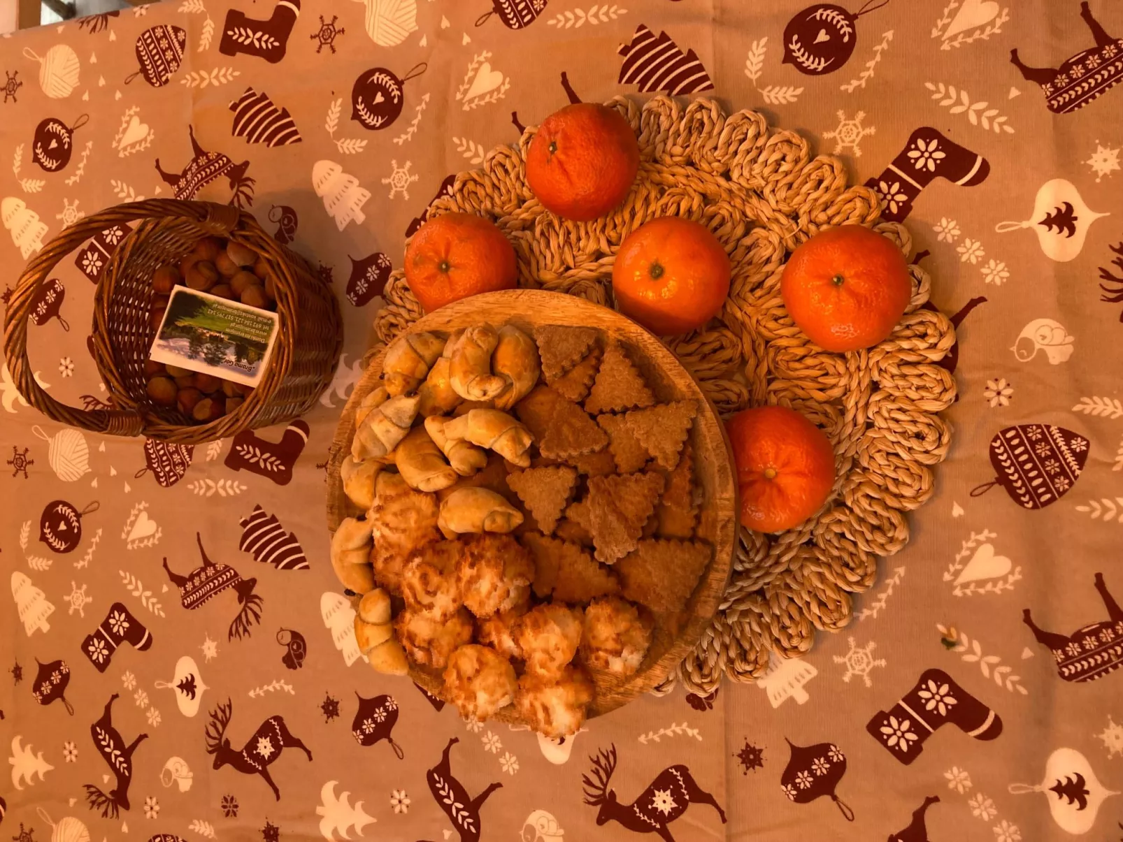 Tor der Berge - Hütte Wolf-Draußen