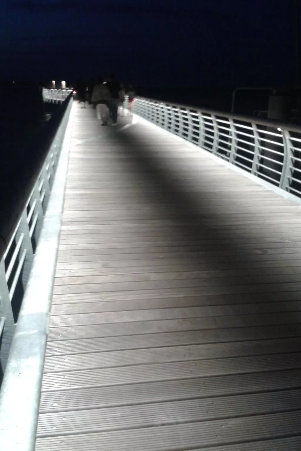 ToSi - 35 Meter zum tosenden Meer-Dehors