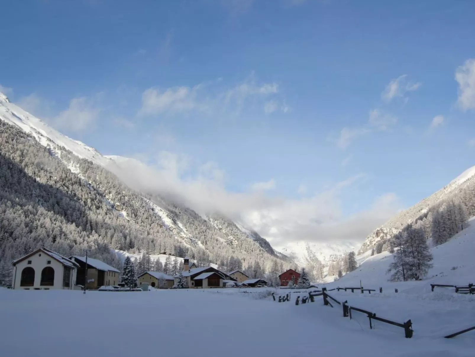 Gemütliches Chalet im Tal von Susauna-Outside