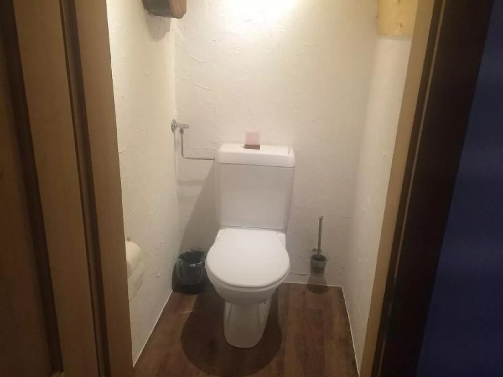 Charmantes 3.5 Zi Rustico-Drinnen