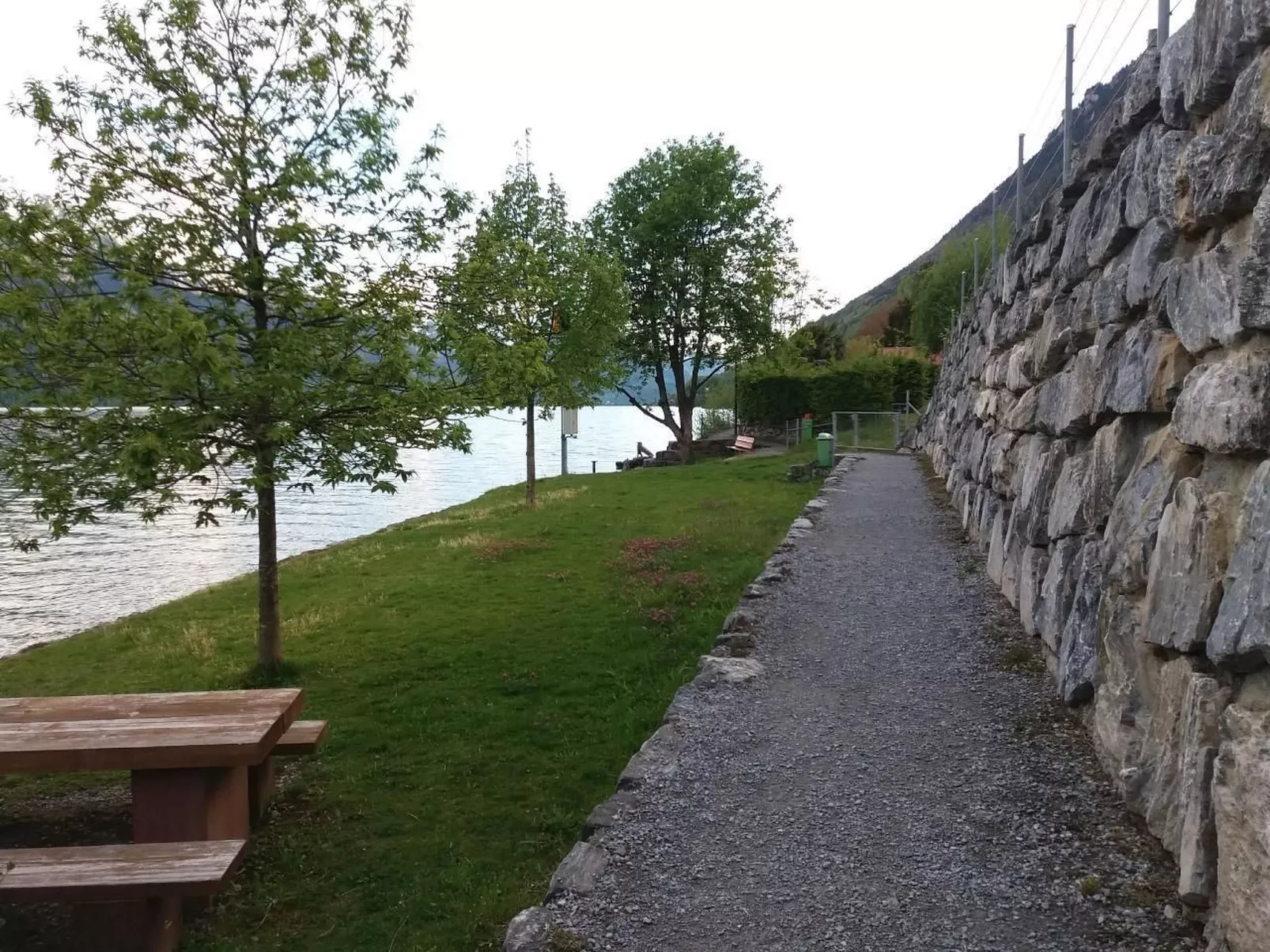 Chalet Holzwurm-Draußen