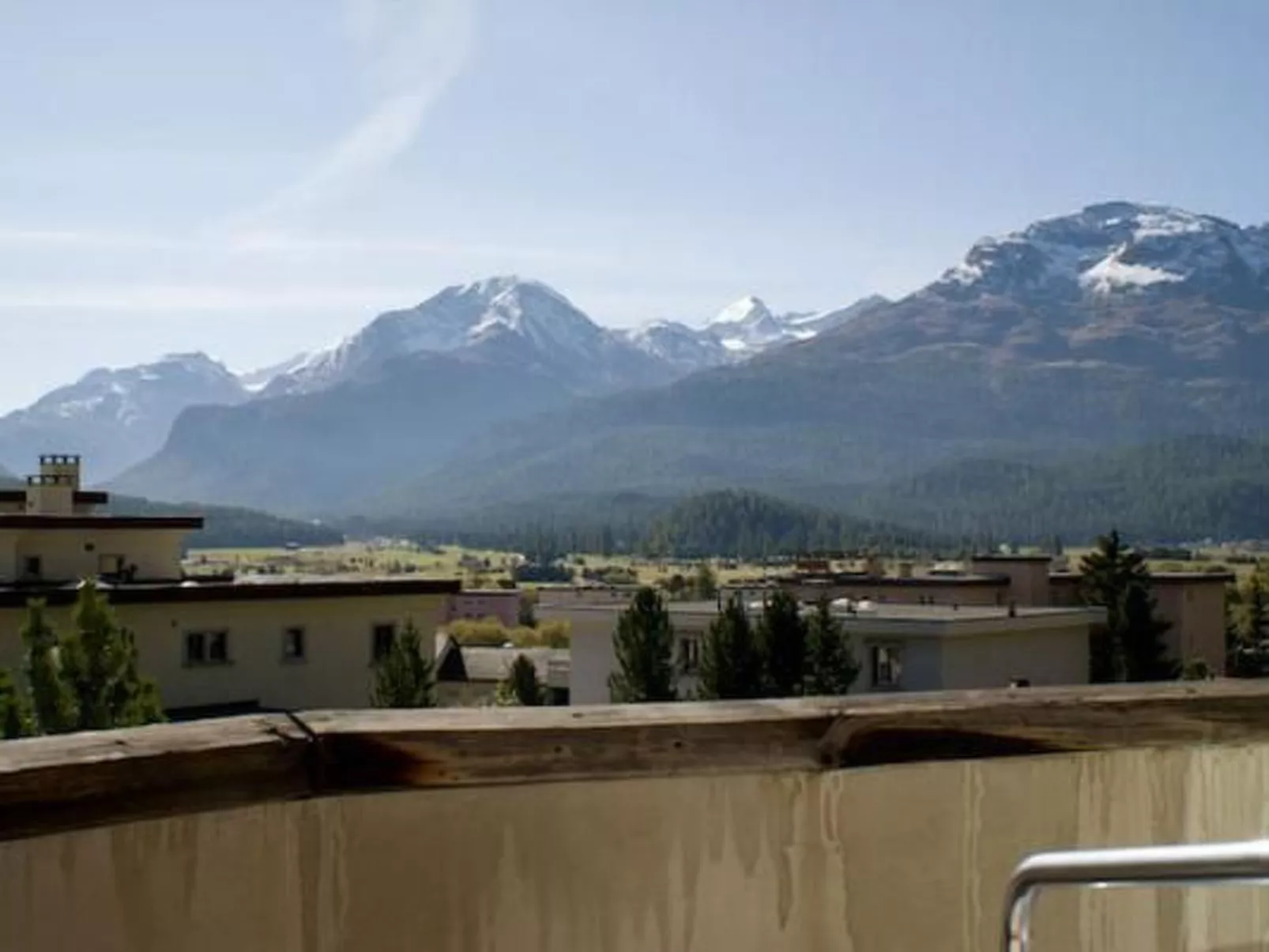 Chesa Tauschna - Draußen