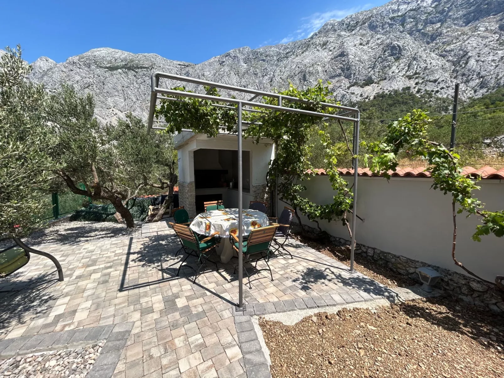 Villa Olivia mit Pool - Spielplatz - Meerblick-Outside