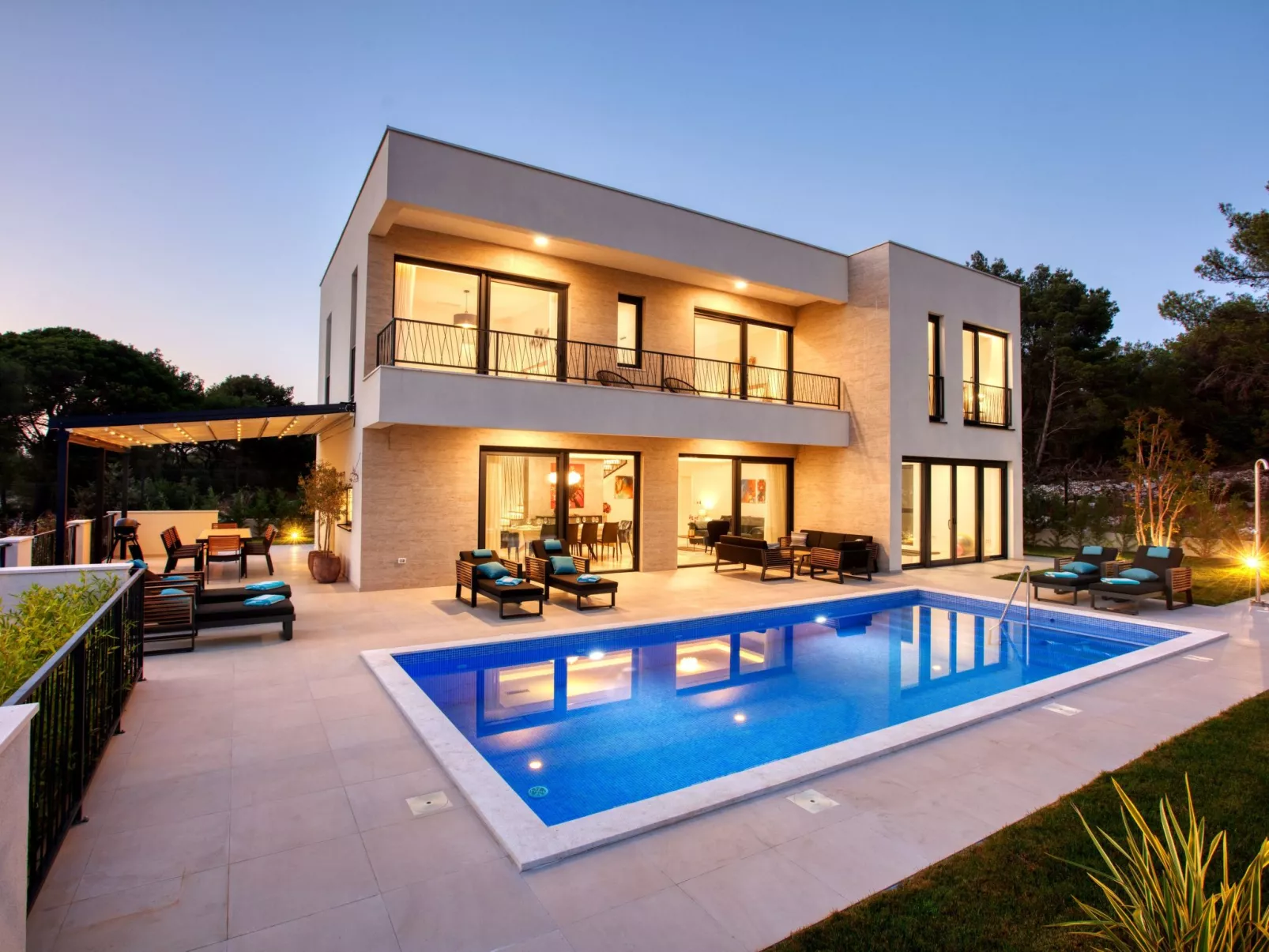 Villa Spuga-Draußen