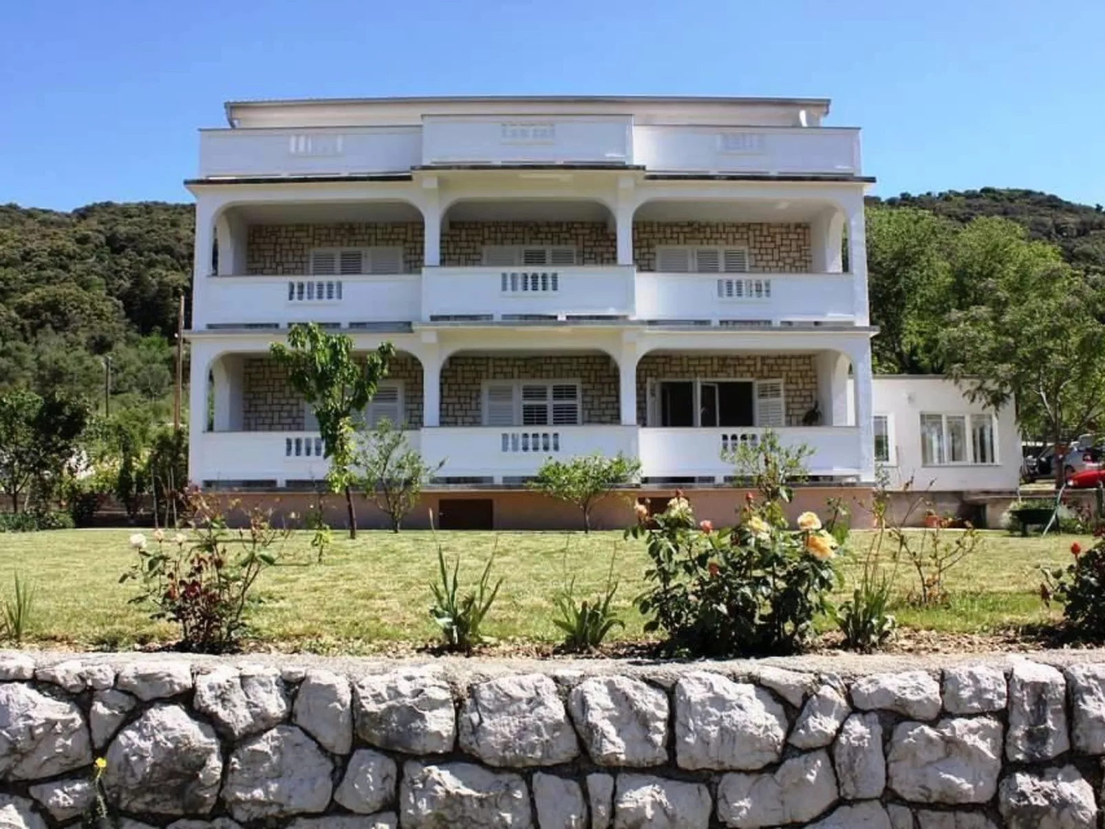 Wohnung Marica mit Balkon und herrlichem Meerblick-Outside