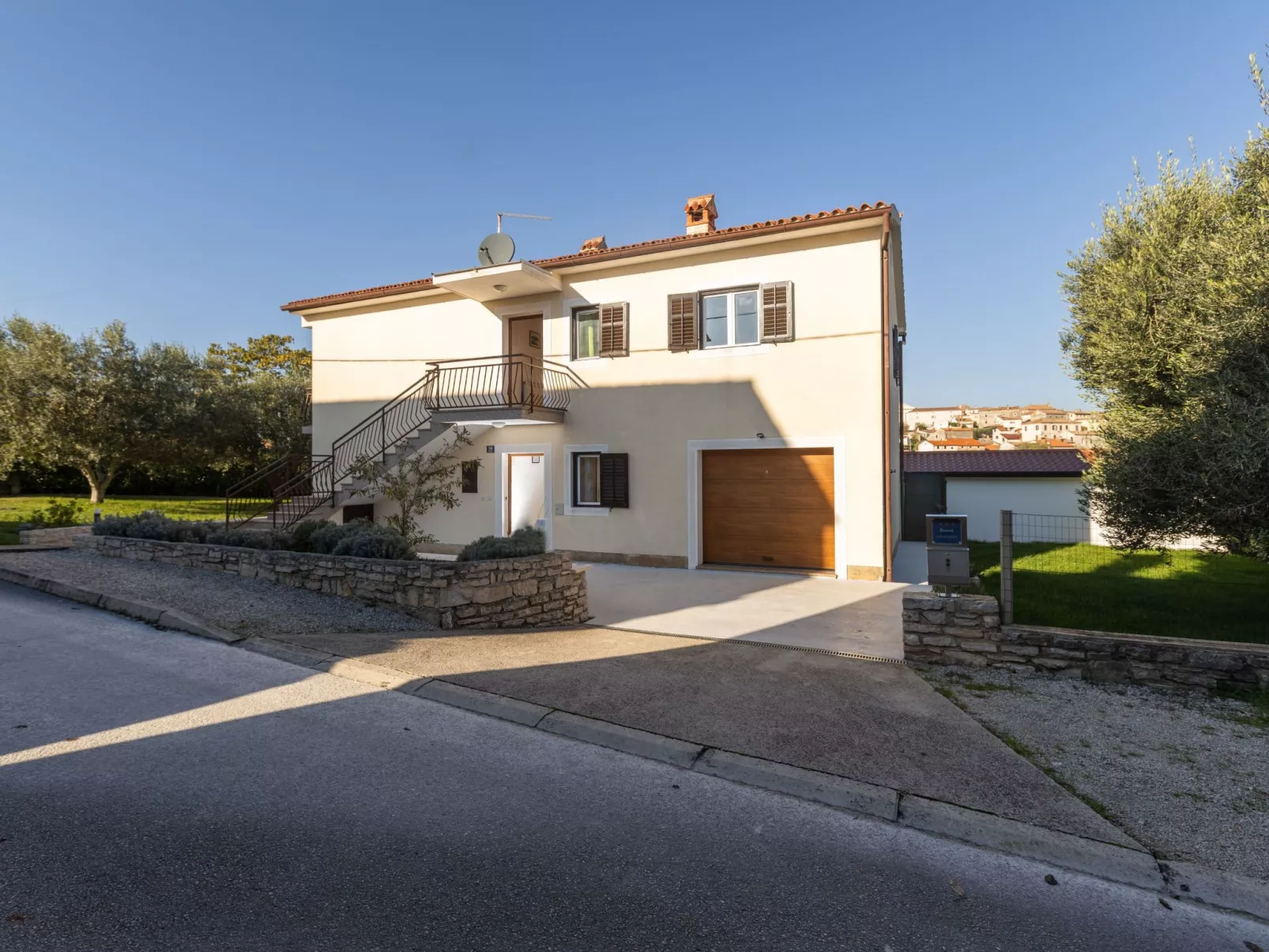 Ferienvilla "Casa Jurican"-Draußen