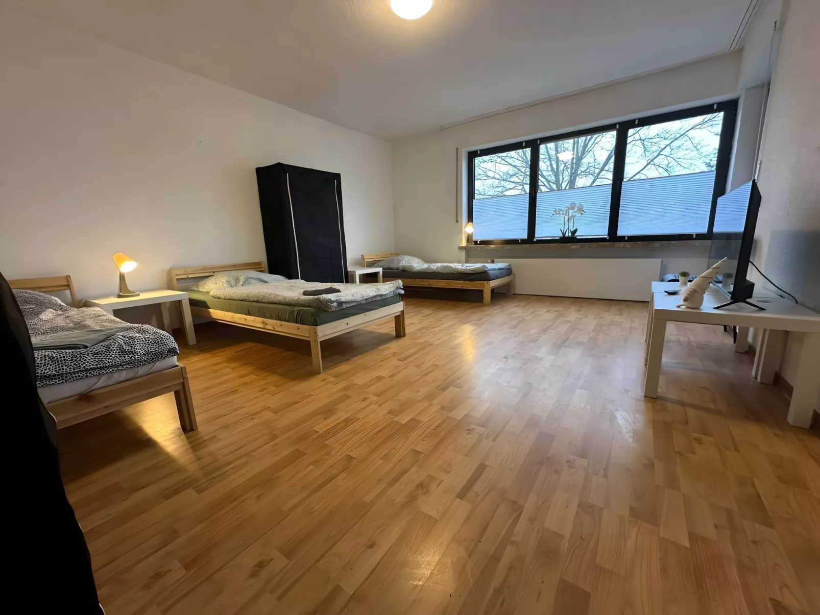 Ap. Ruhe[pause] I-Drinnen