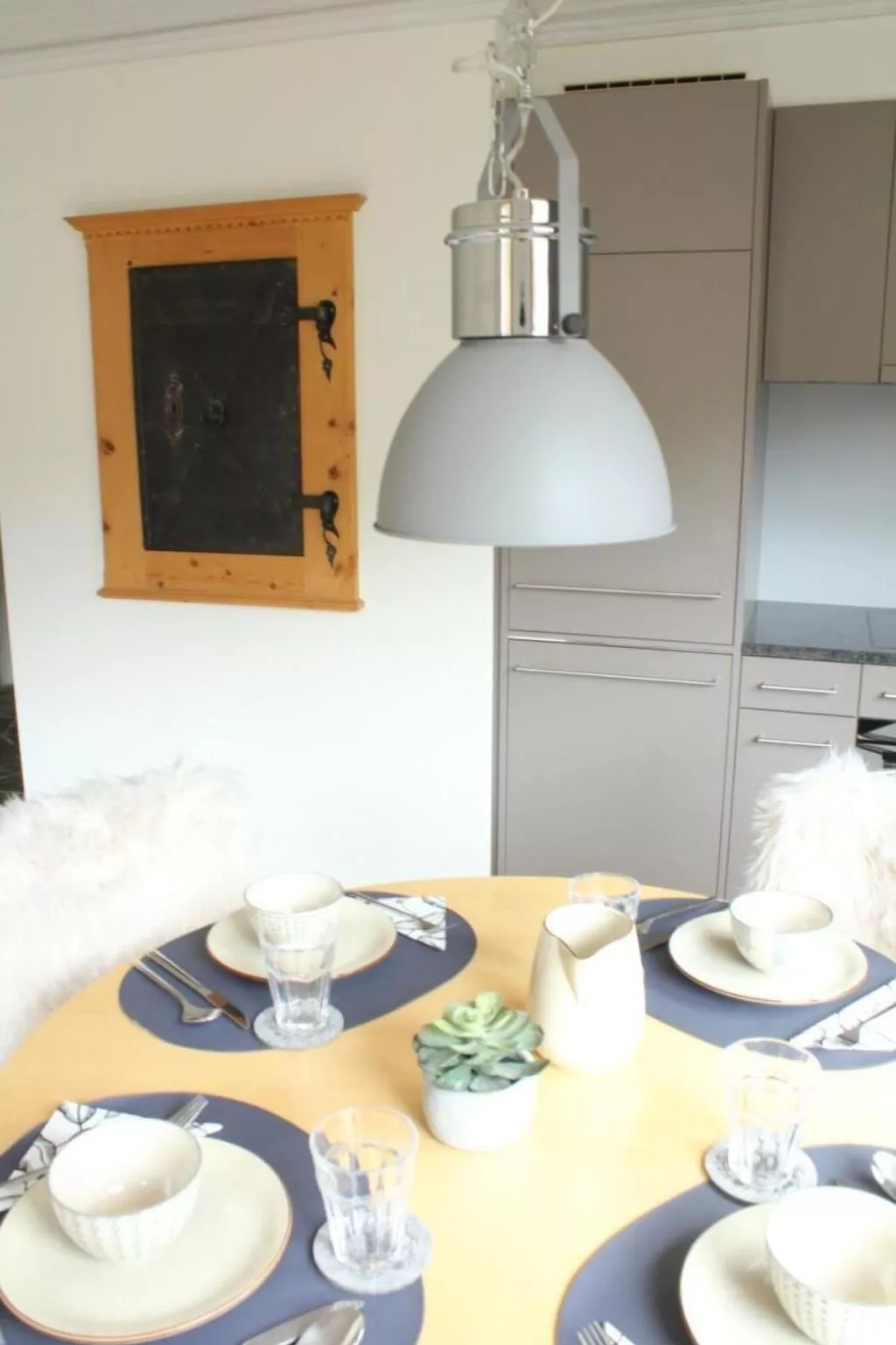 Chesa Freihof - Inside