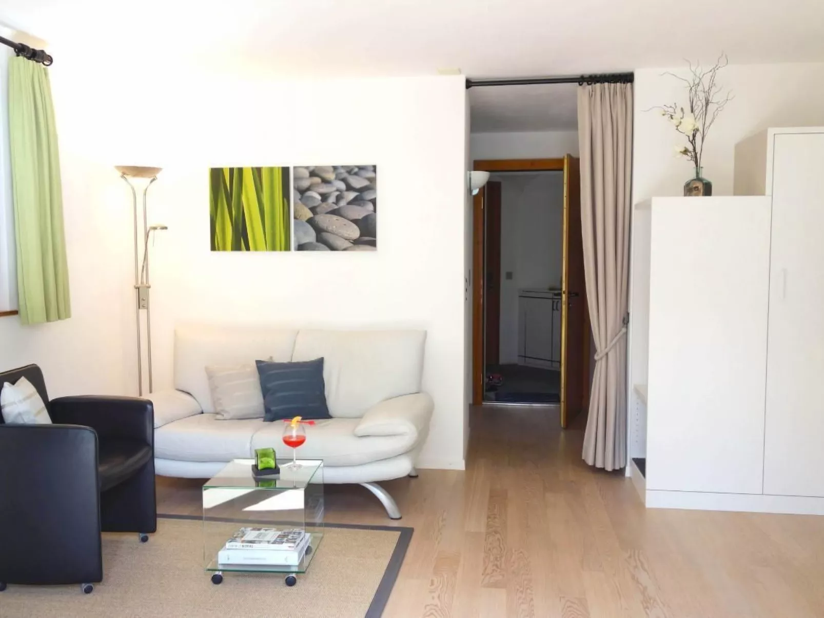 Chesa Valetta-Inside