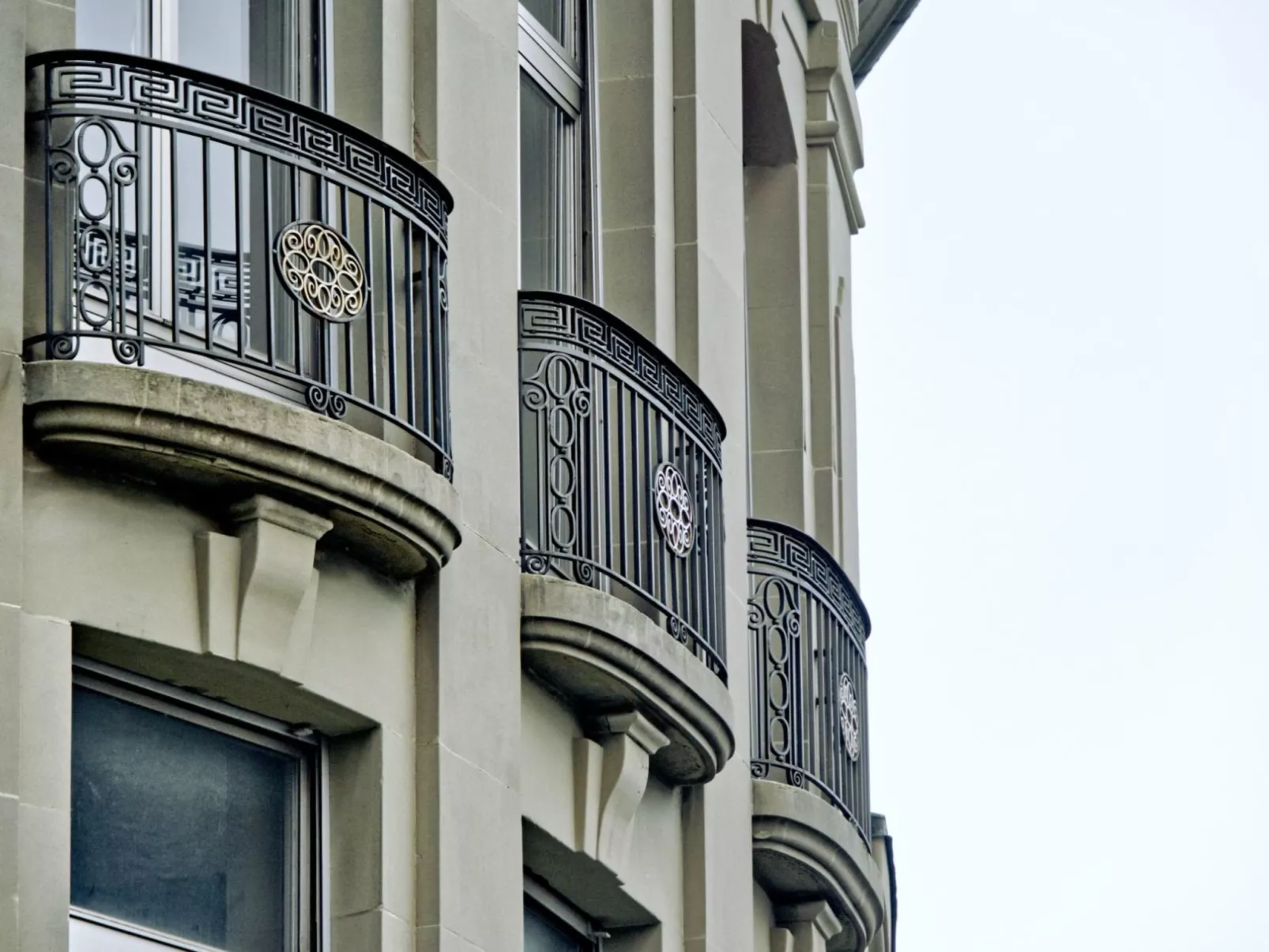 BANK House Suite 204-Outside