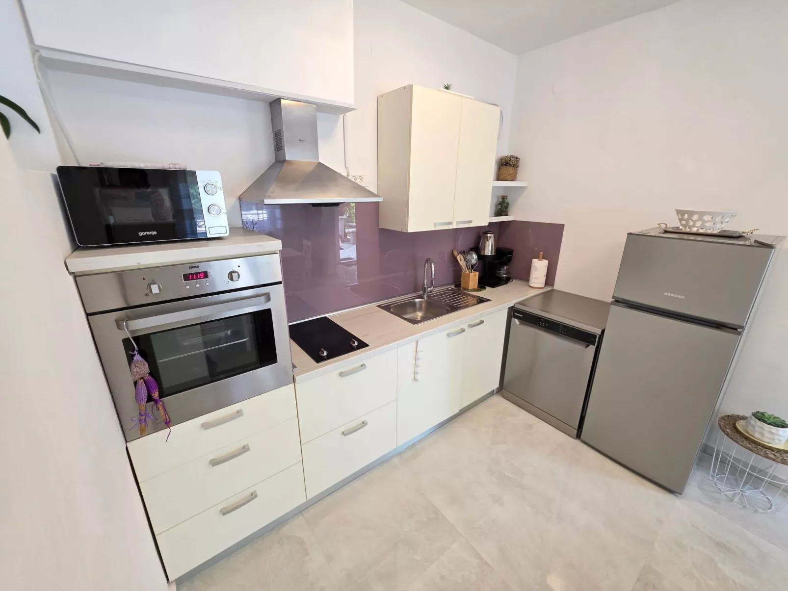 Wohnung mit Terrasse, 200m vom Strand entfernt-Inside