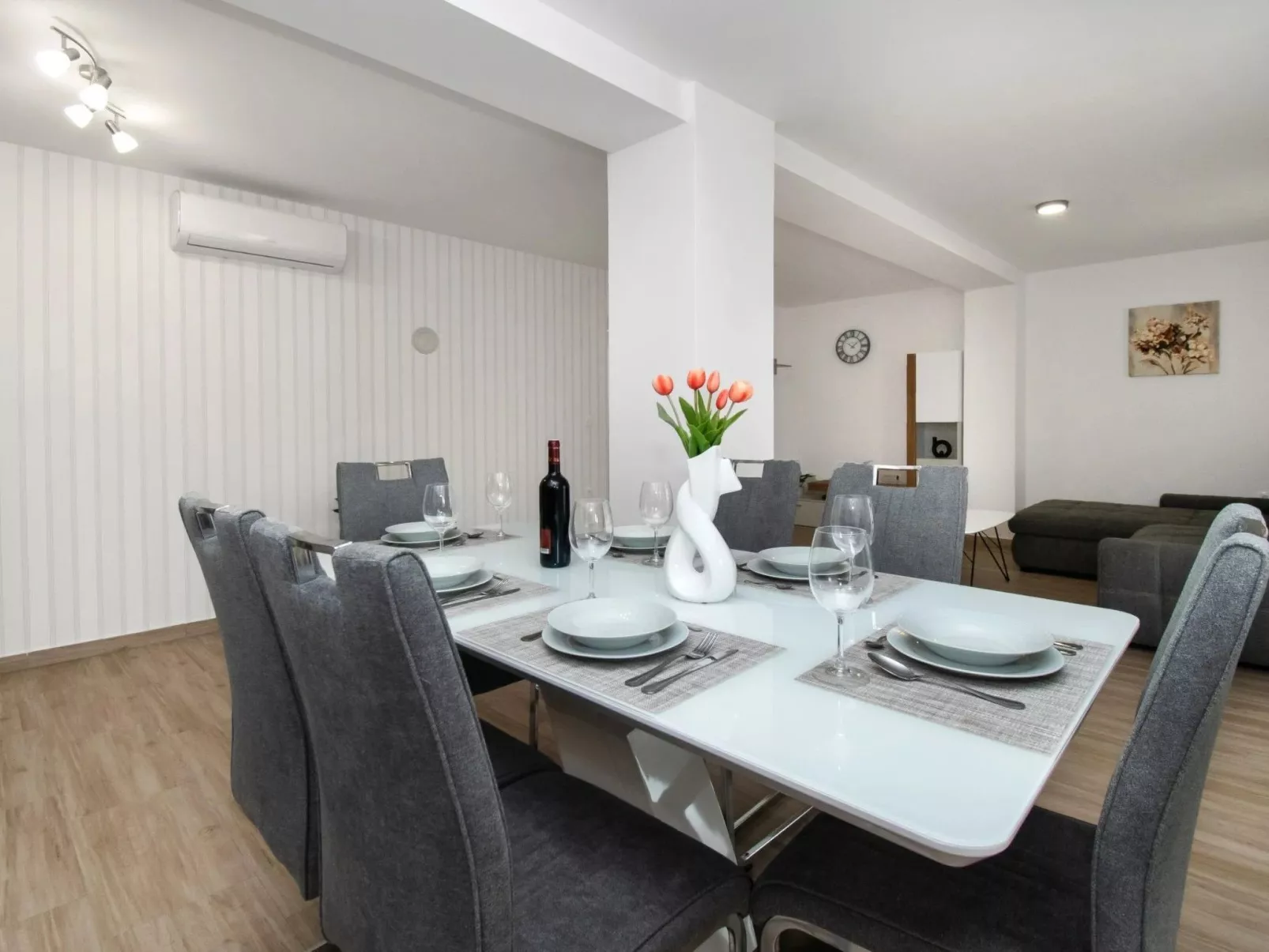 Villa Natura Piedra bei Sibenik-Drinnen