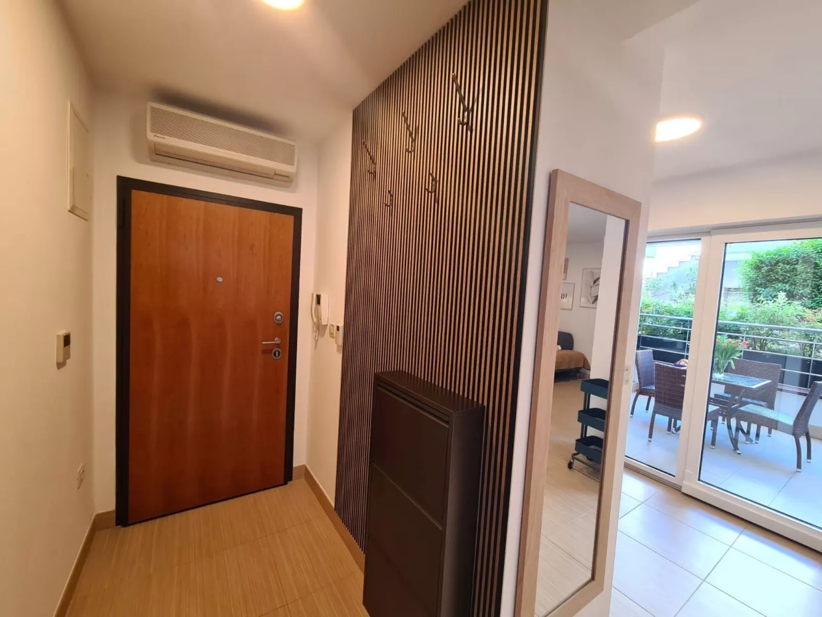 Apartment Golden Sun-Image-tags.info