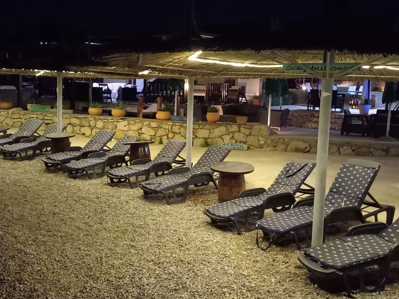 Strandhaus Sofia - Ferienanlage Bain, Žut - Kornati-Dehors