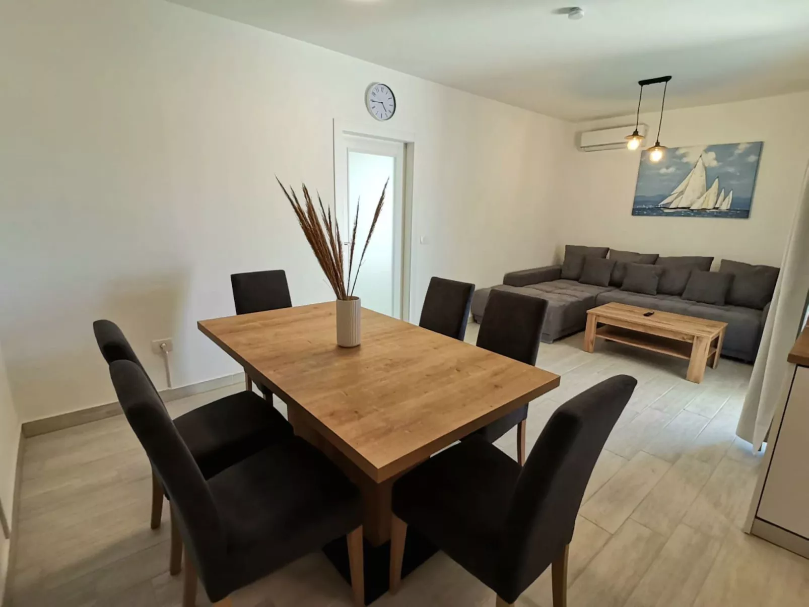 Appartement Dani am Strand mit herrlichem Meerblick-Drinnen