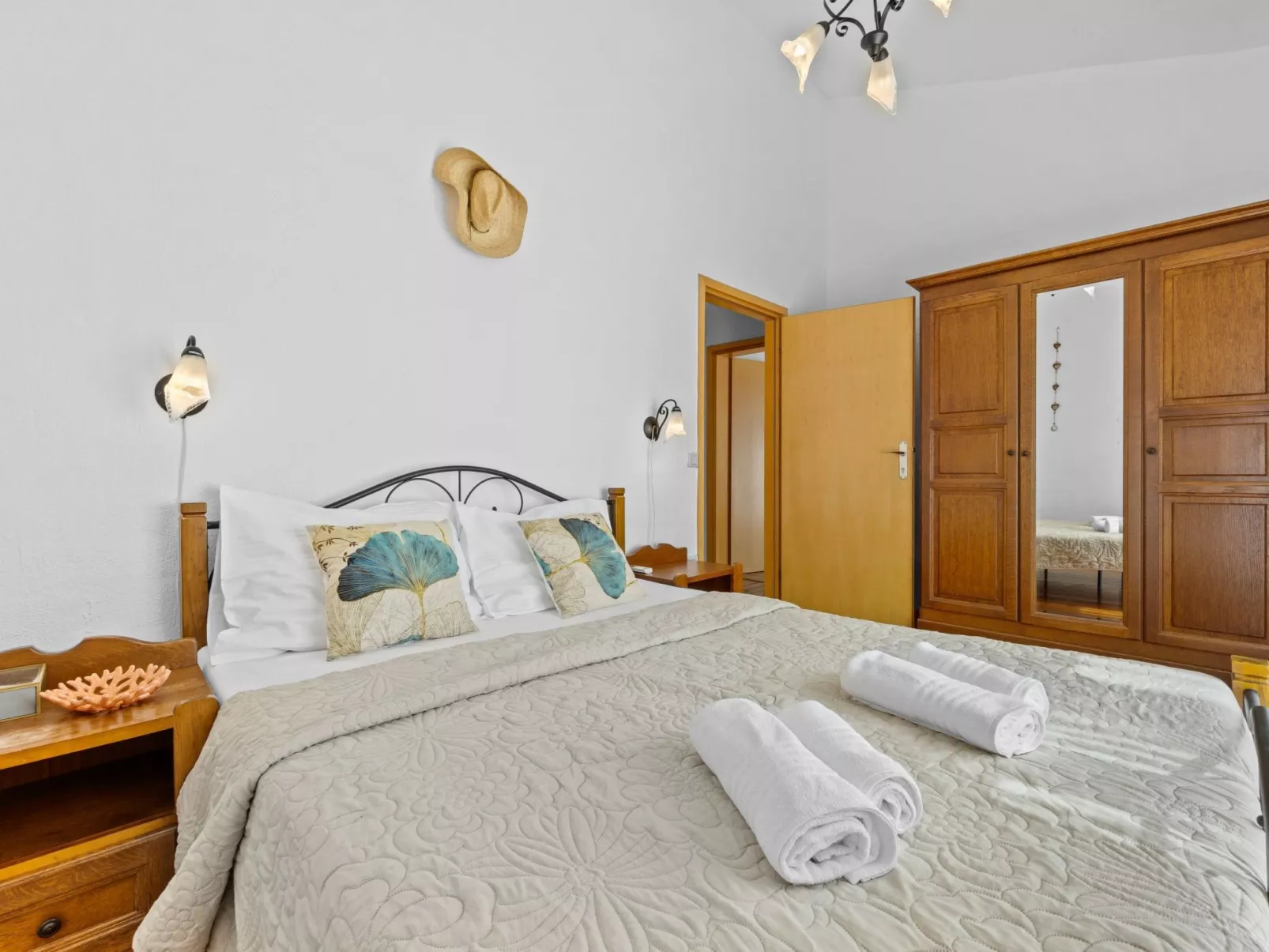 Villa Lara-Image-tags.info