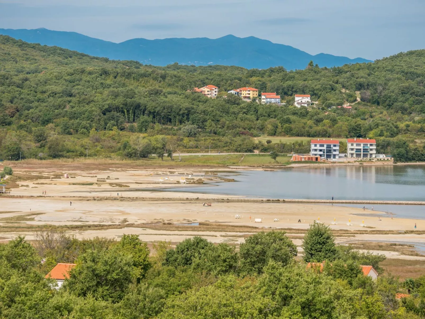 Appartement in Soline mit Großer Terrasse-Dehors